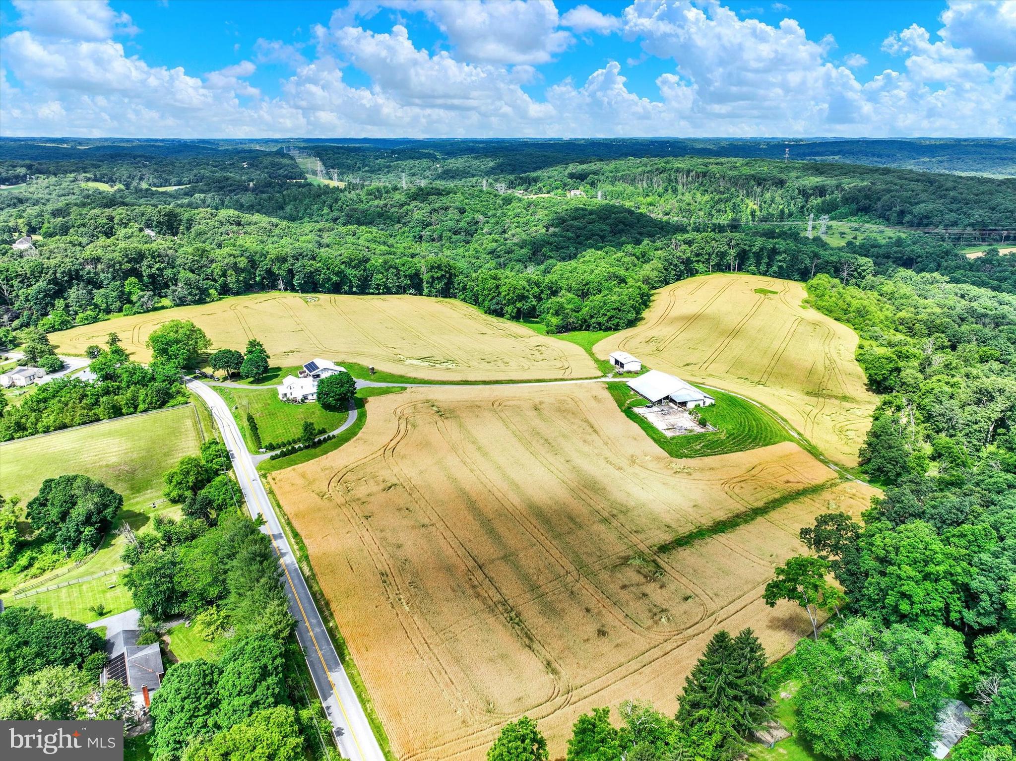 WHITE HALL - Farm