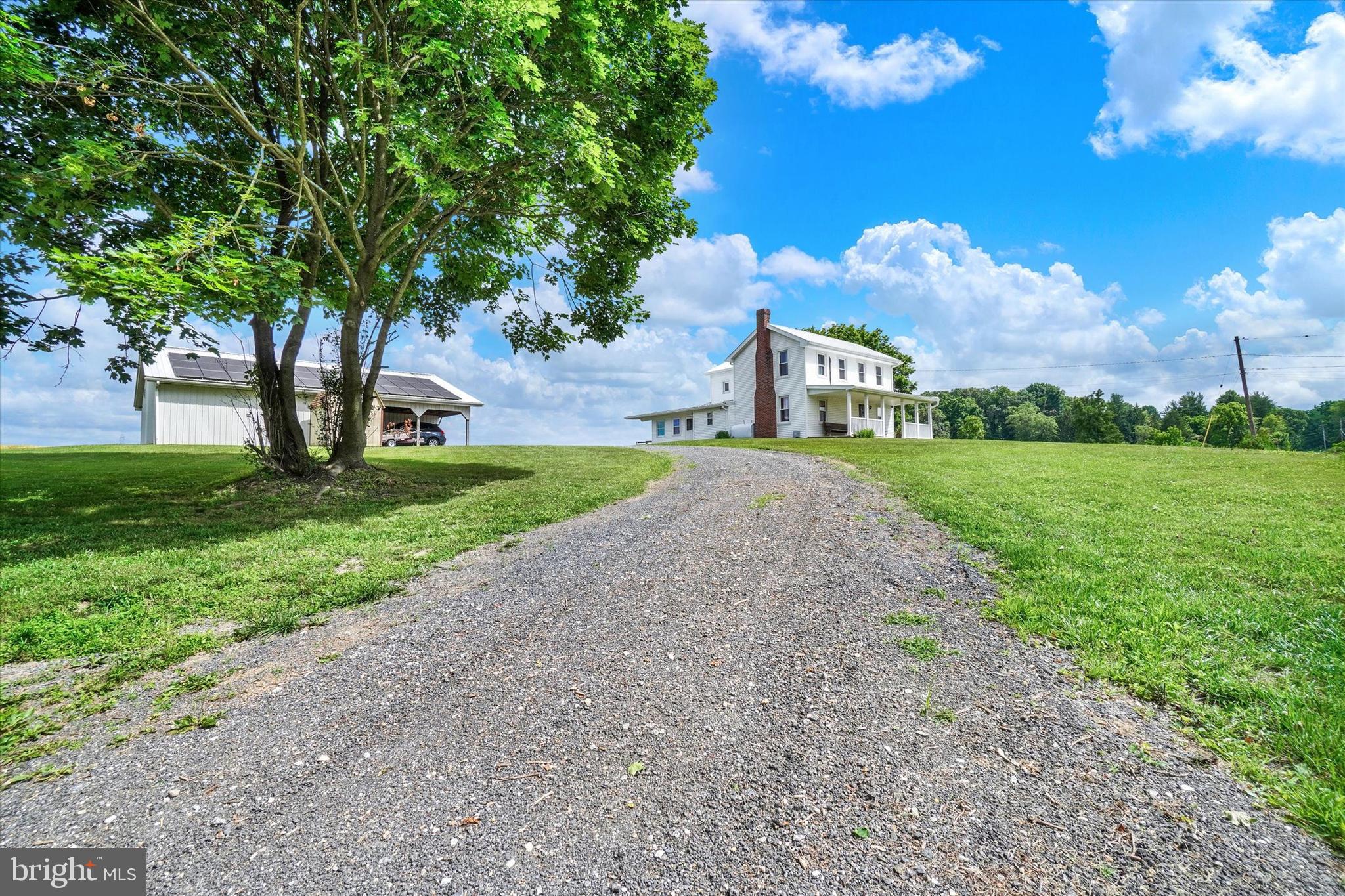 WHITE HALL - Farm