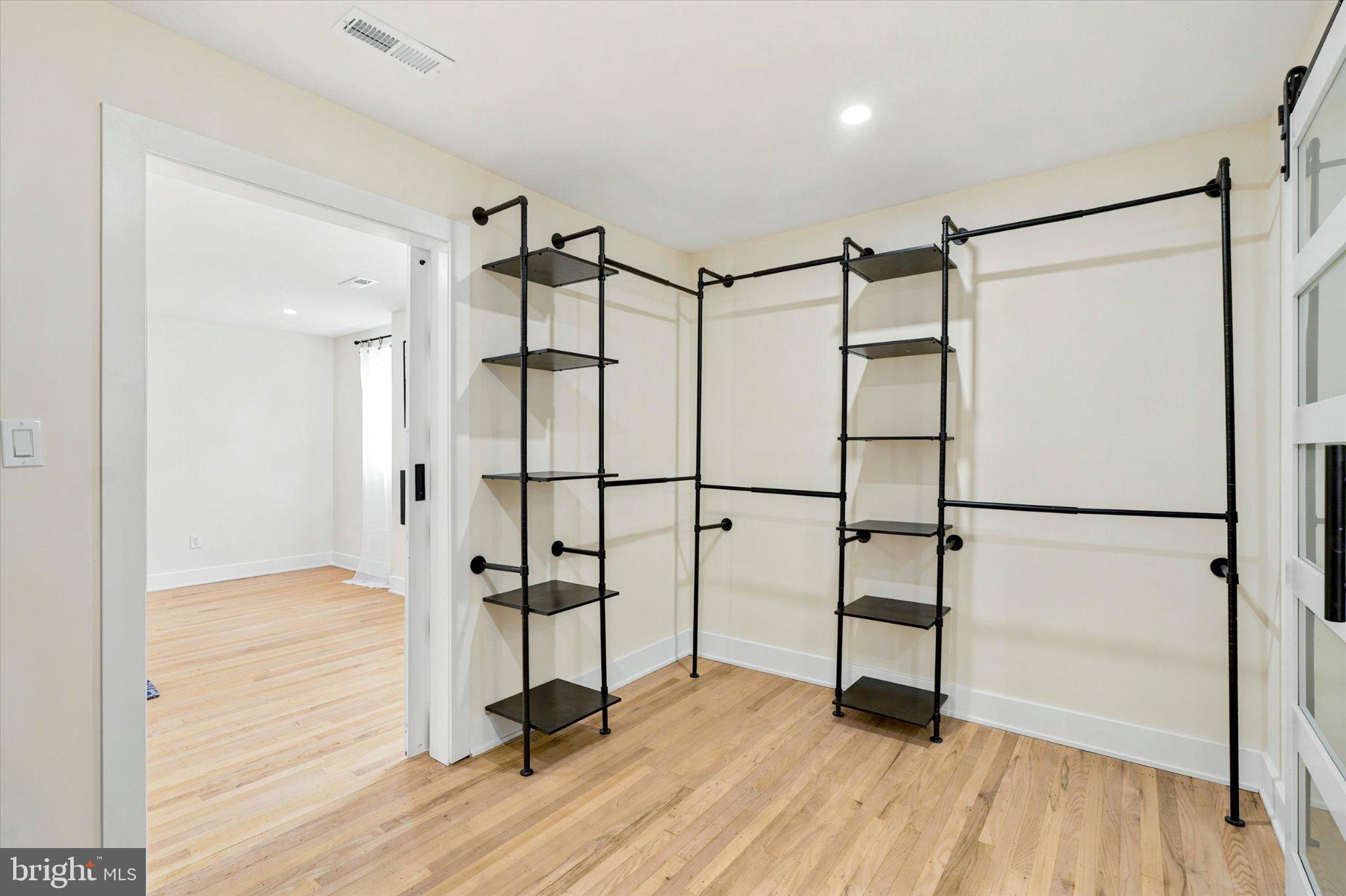 LAVEROCK - Residential