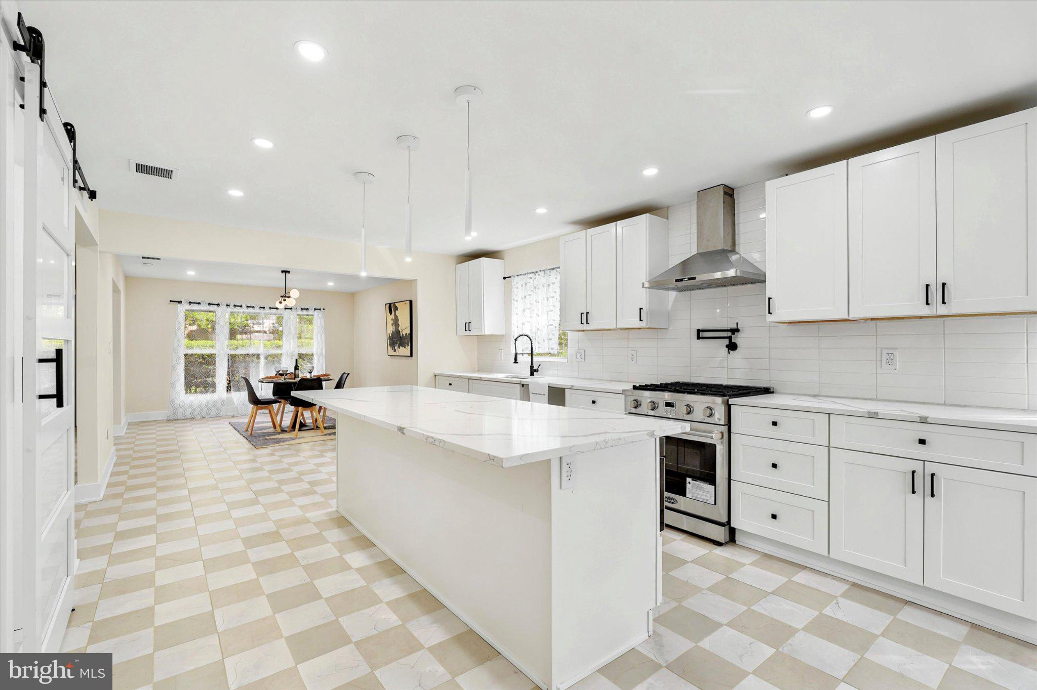LAVEROCK - Residential