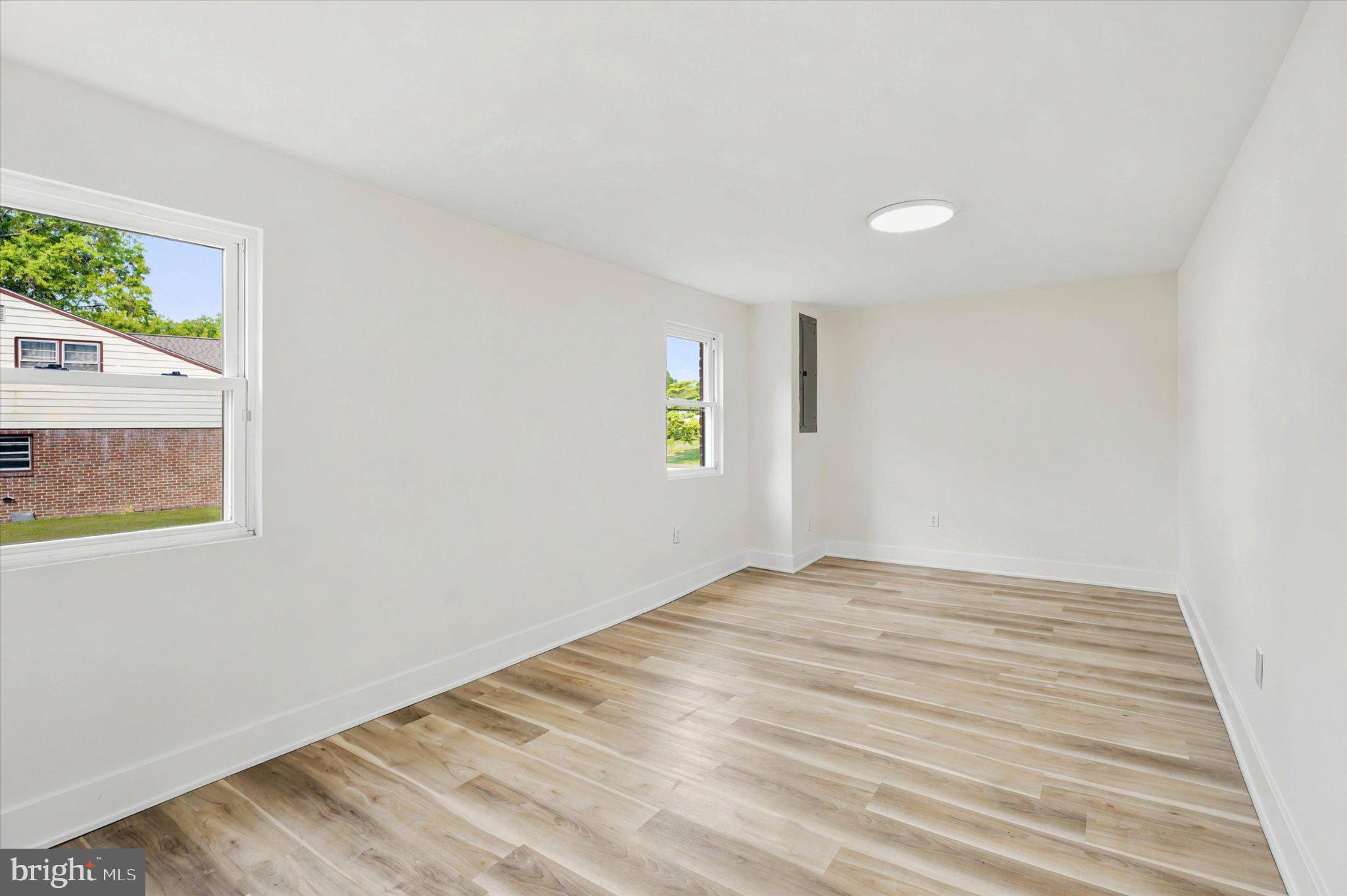 LAVEROCK - Residential