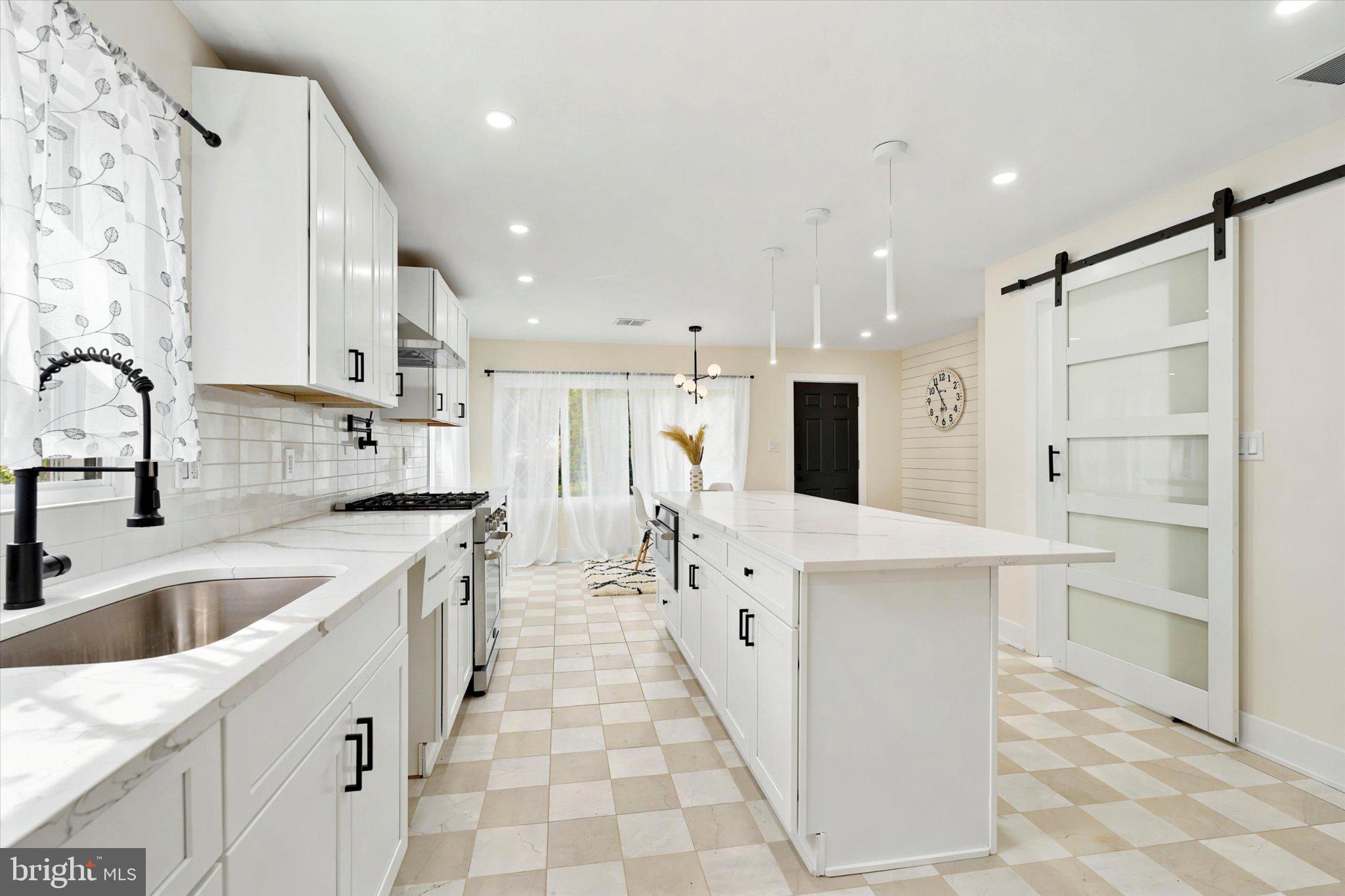 LAVEROCK - Residential