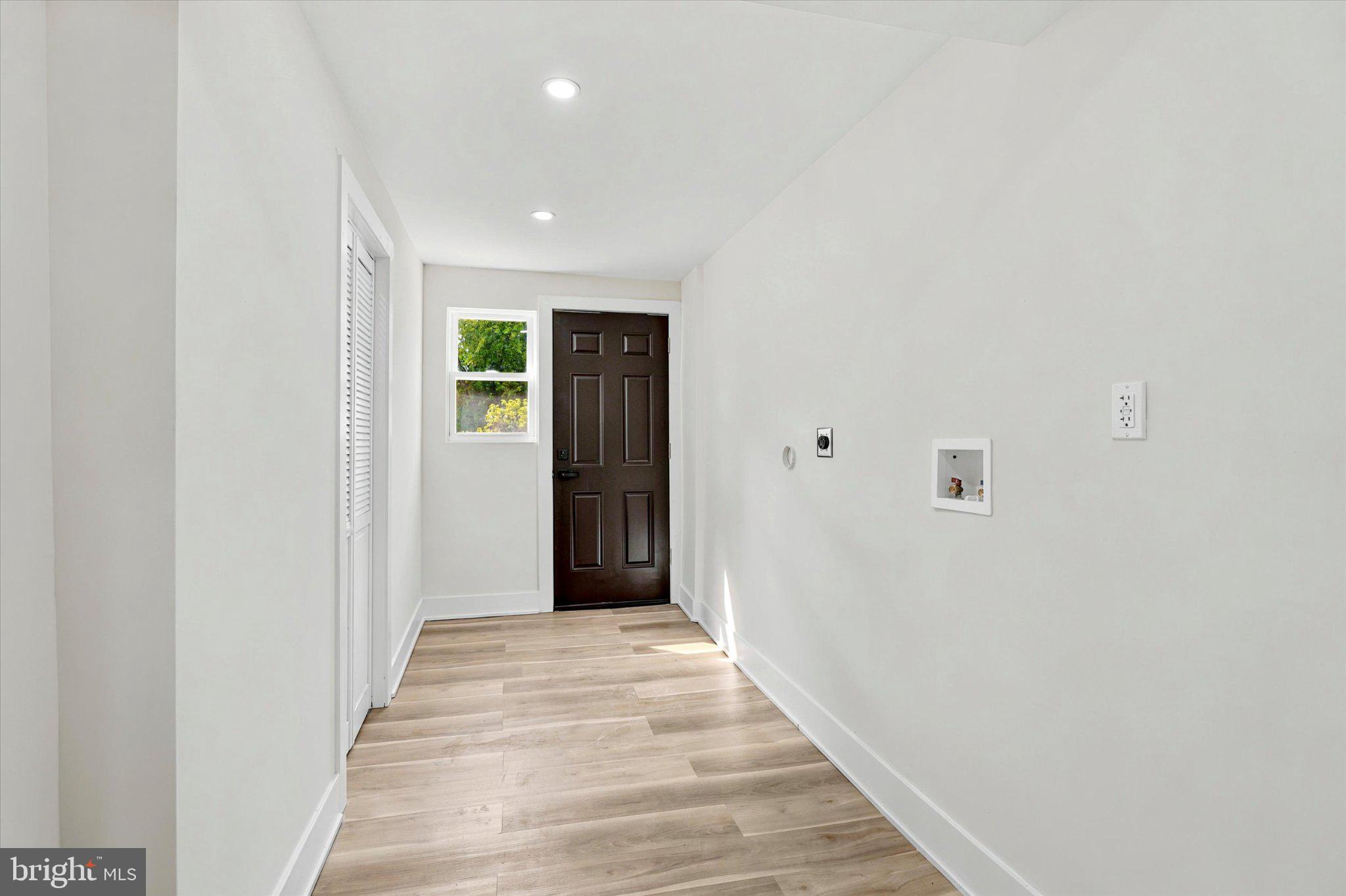 LAVEROCK - Residential