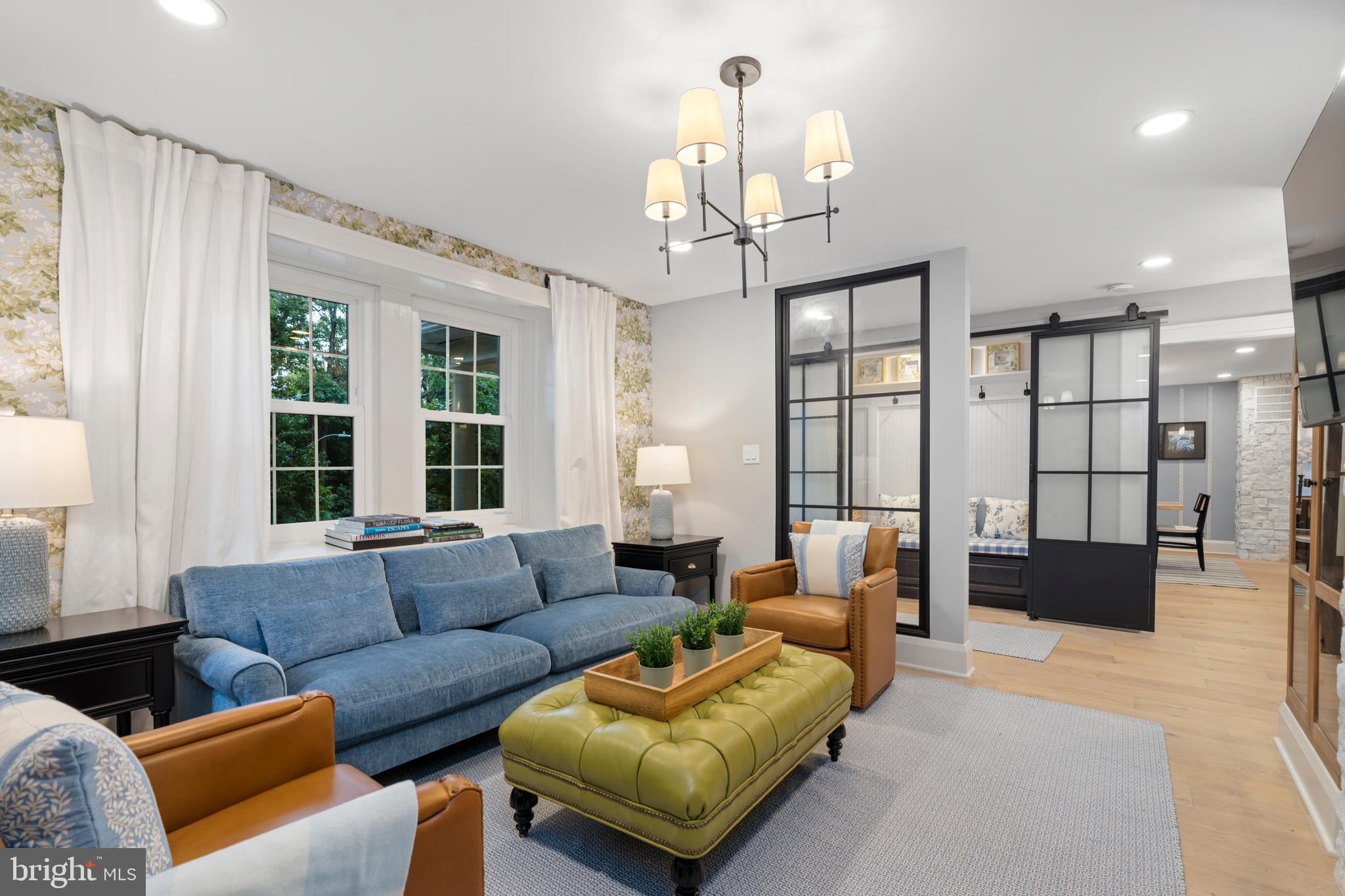 TOWSON ESTATES - Residential