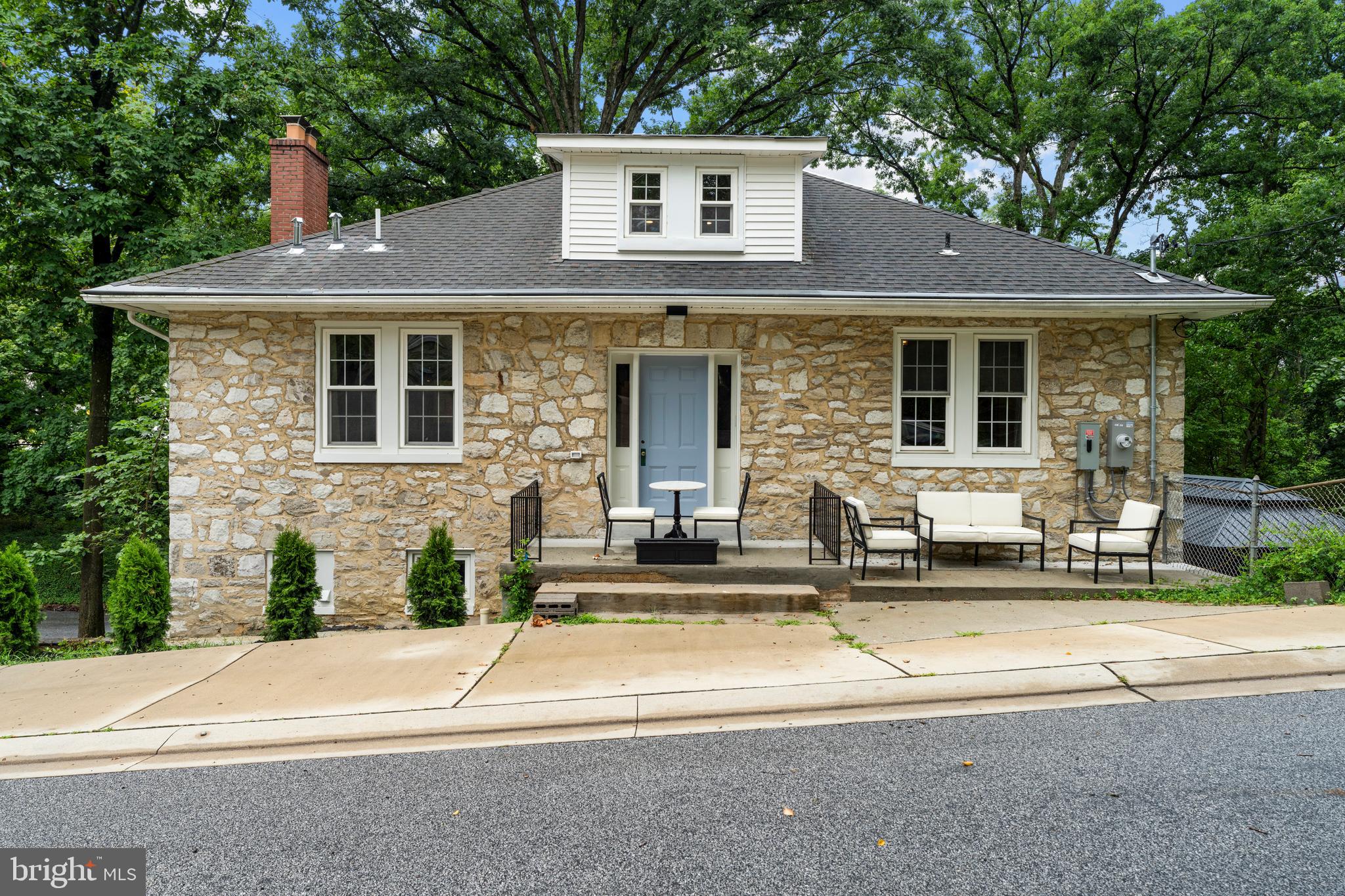 TOWSON ESTATES - Residential