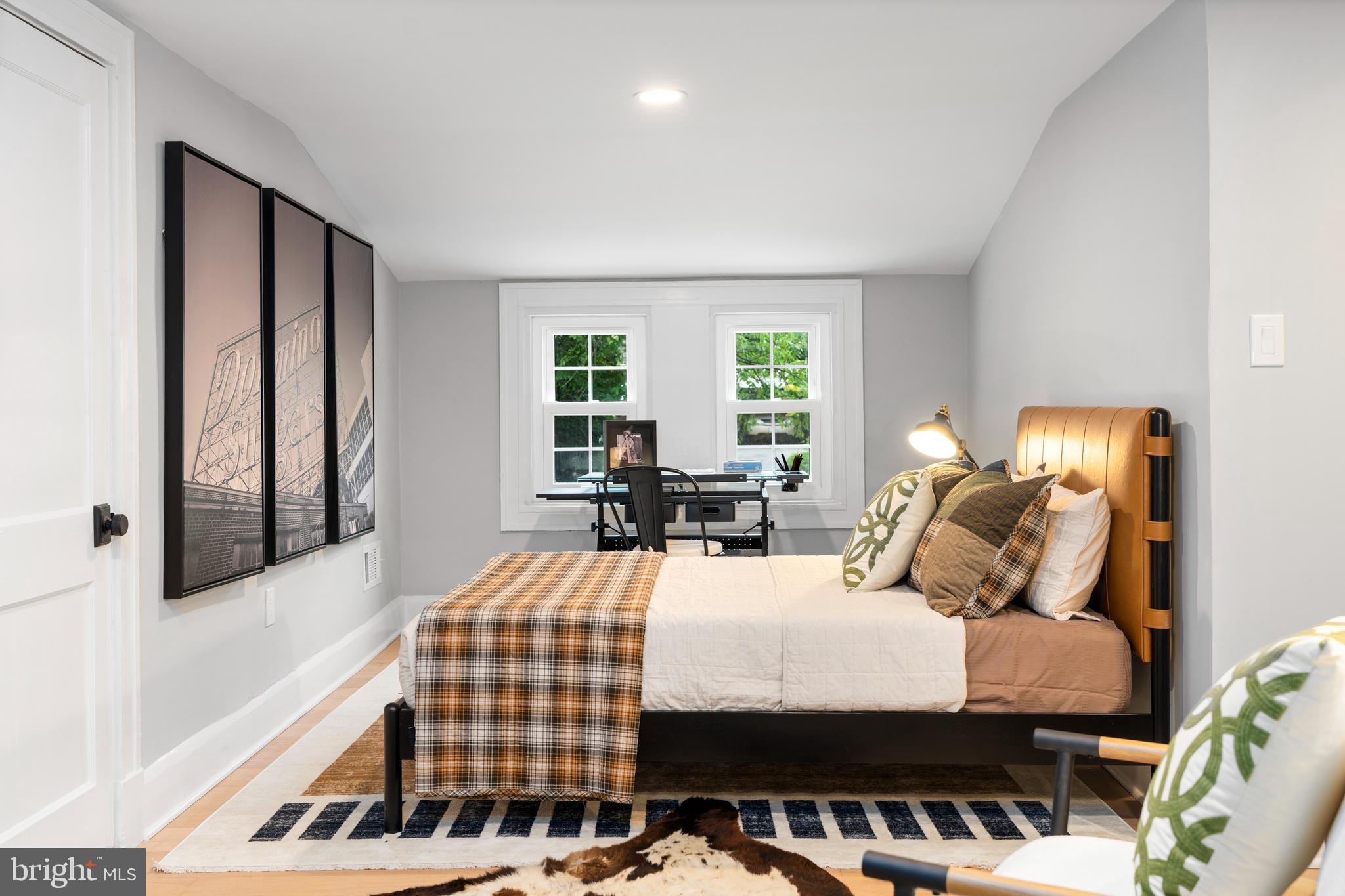 TOWSON ESTATES - Residential