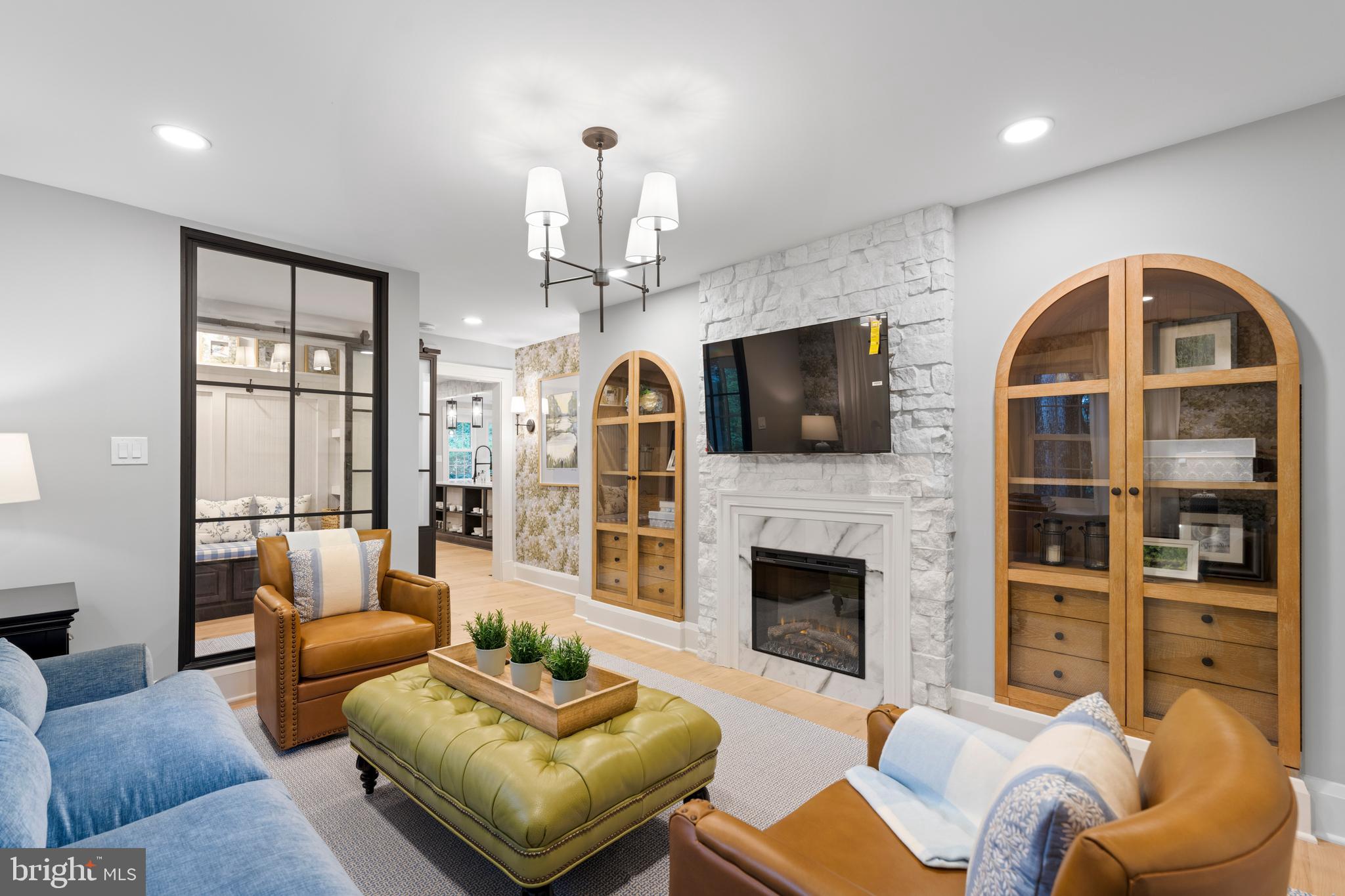 TOWSON ESTATES - Residential