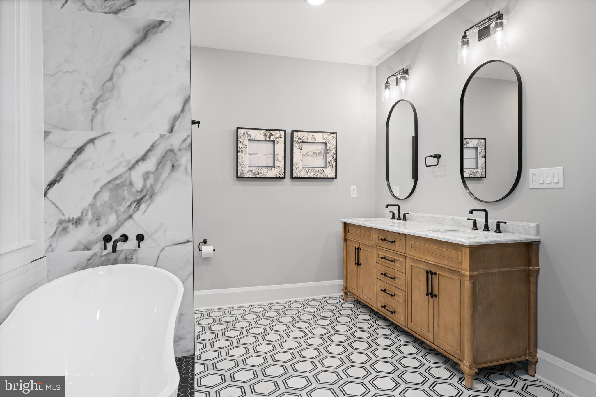 TOWSON ESTATES - Residential