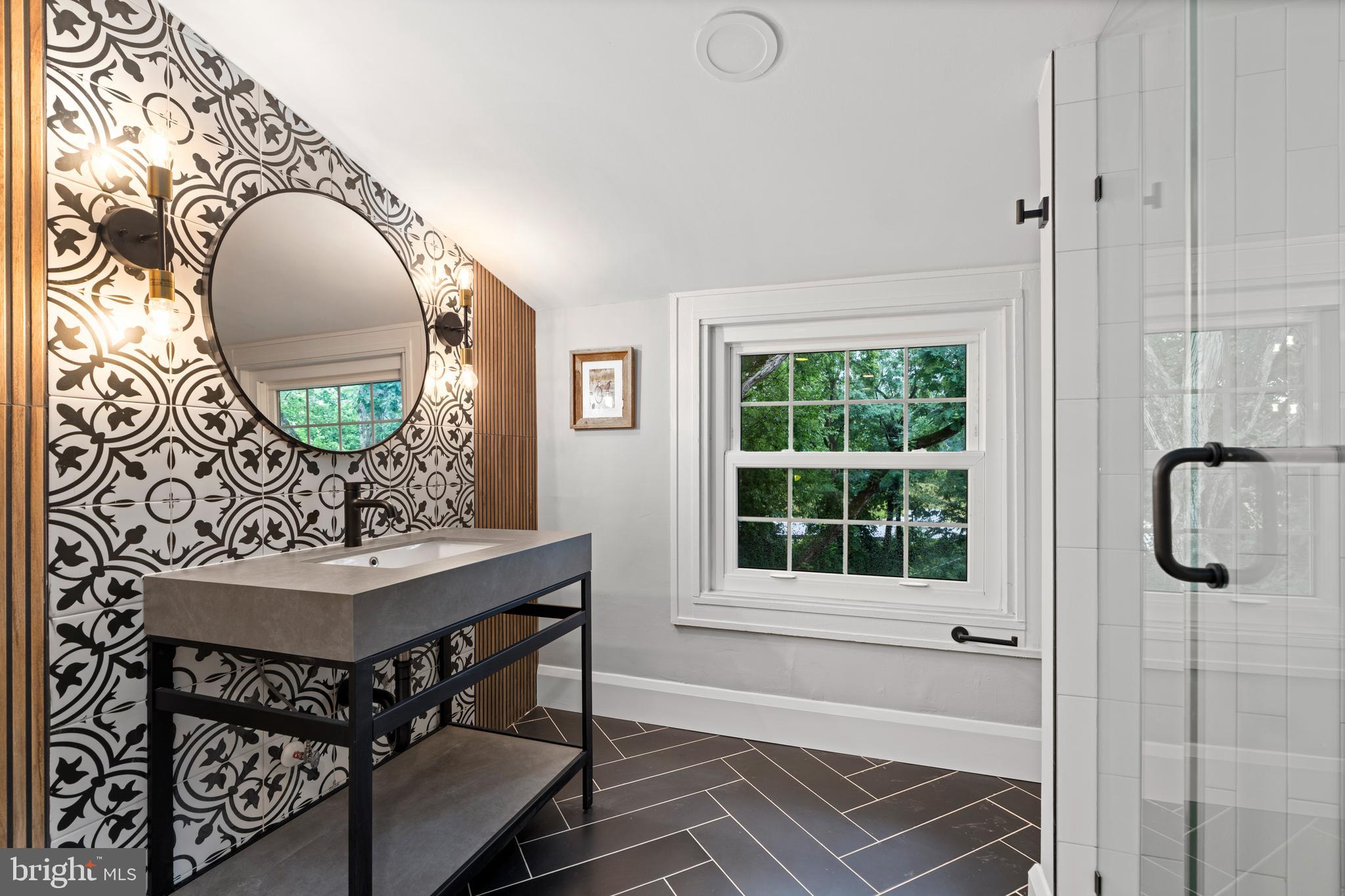 TOWSON ESTATES - Residential
