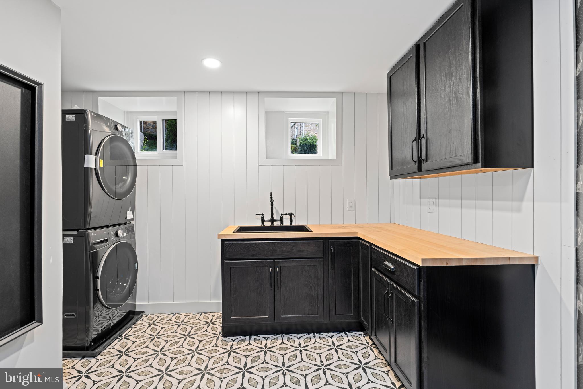 TOWSON ESTATES - Residential