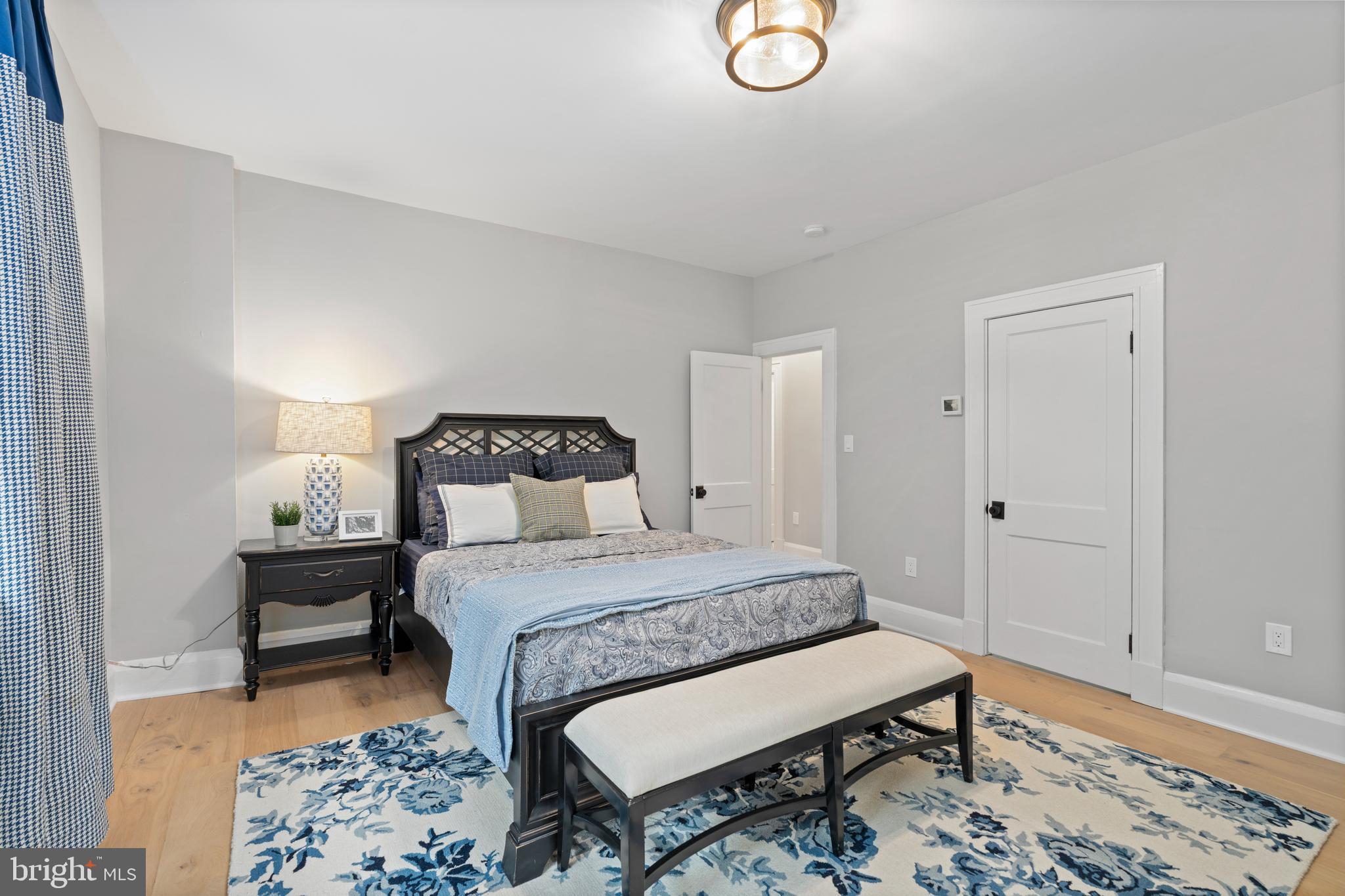 TOWSON ESTATES - Residential