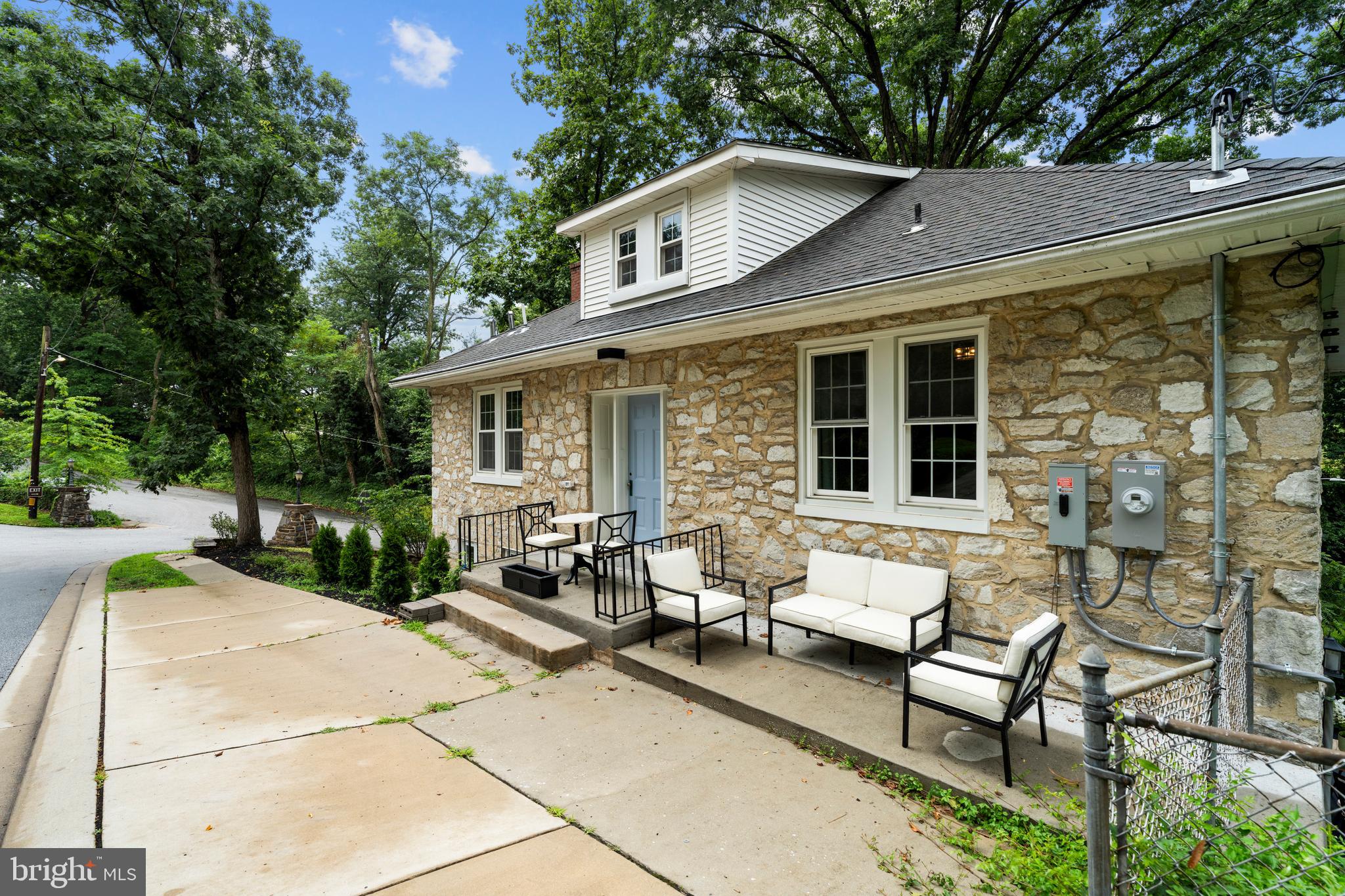 TOWSON ESTATES - Residential