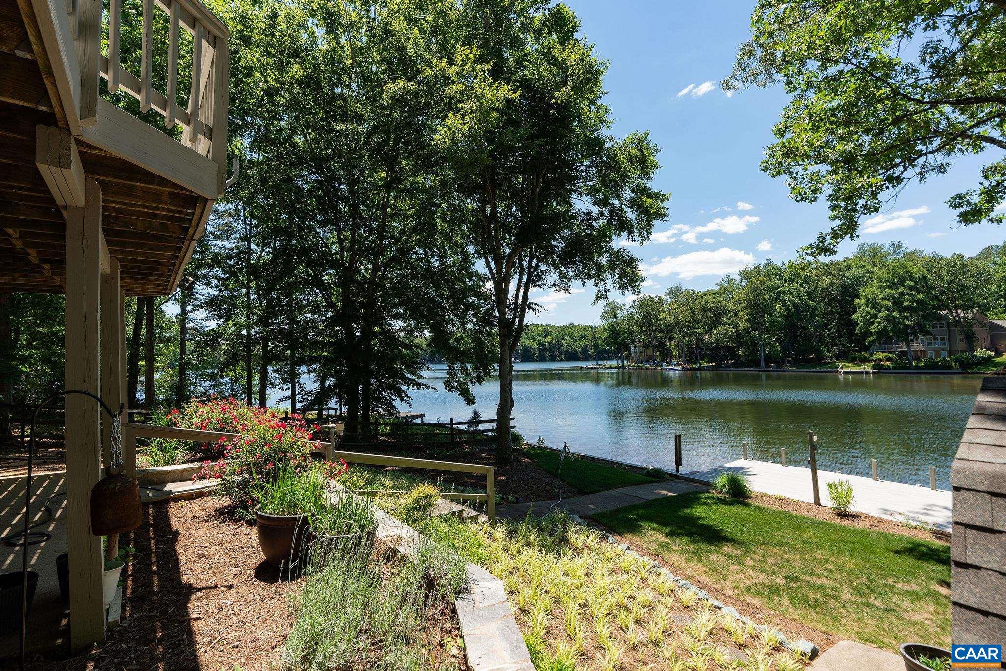 LAKE MONTICELLO - Residential