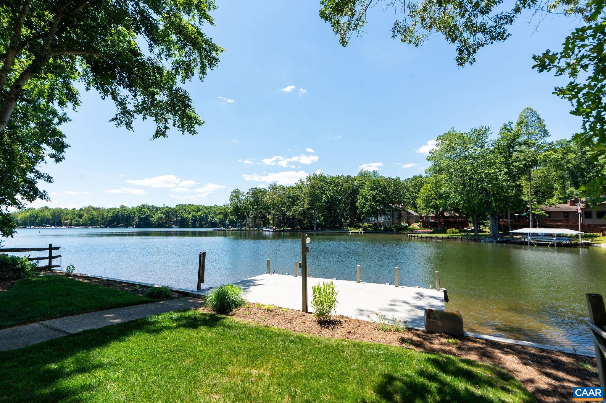 LAKE MONTICELLO - Residential