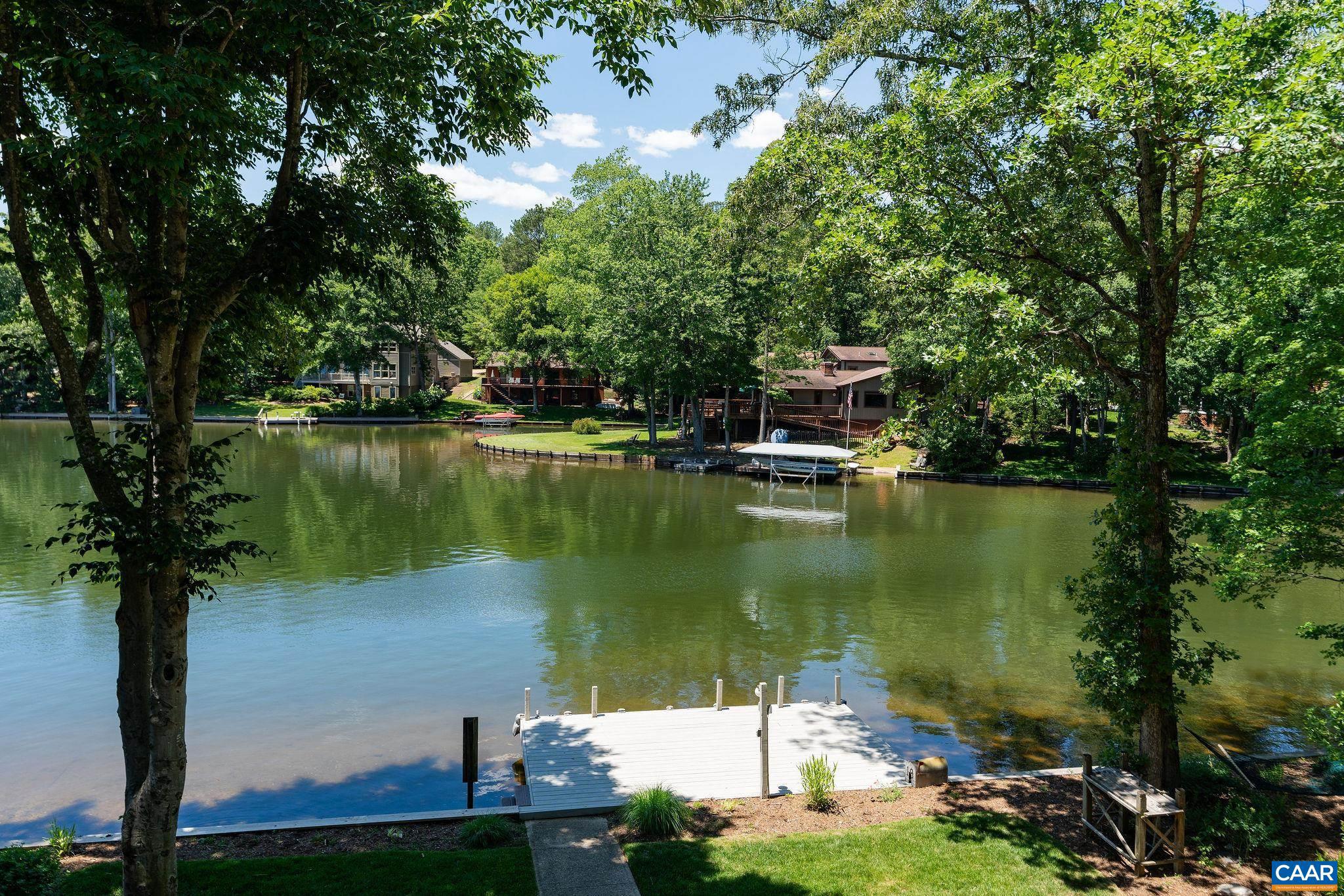 LAKE MONTICELLO - Residential