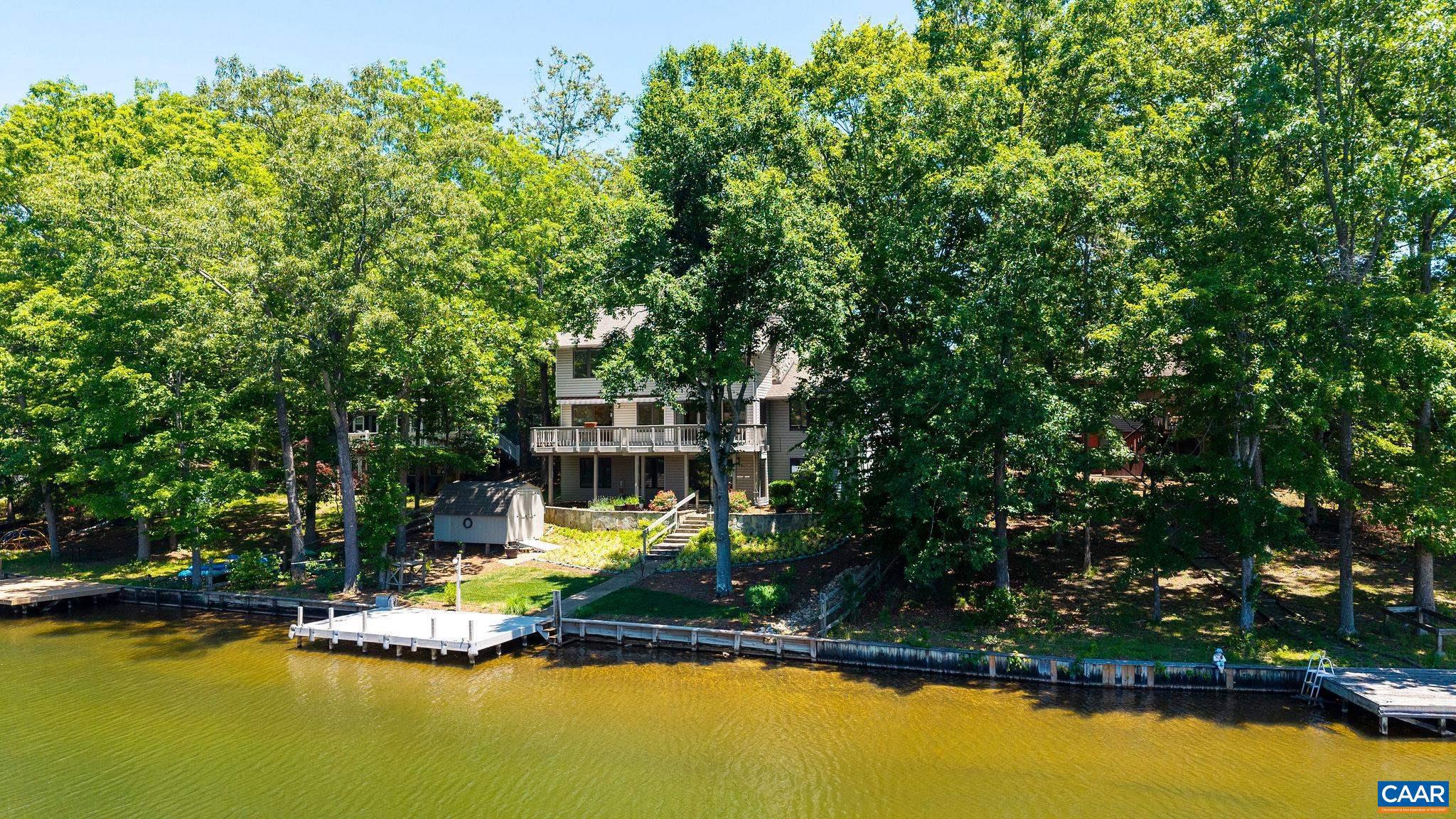 LAKE MONTICELLO - Residential