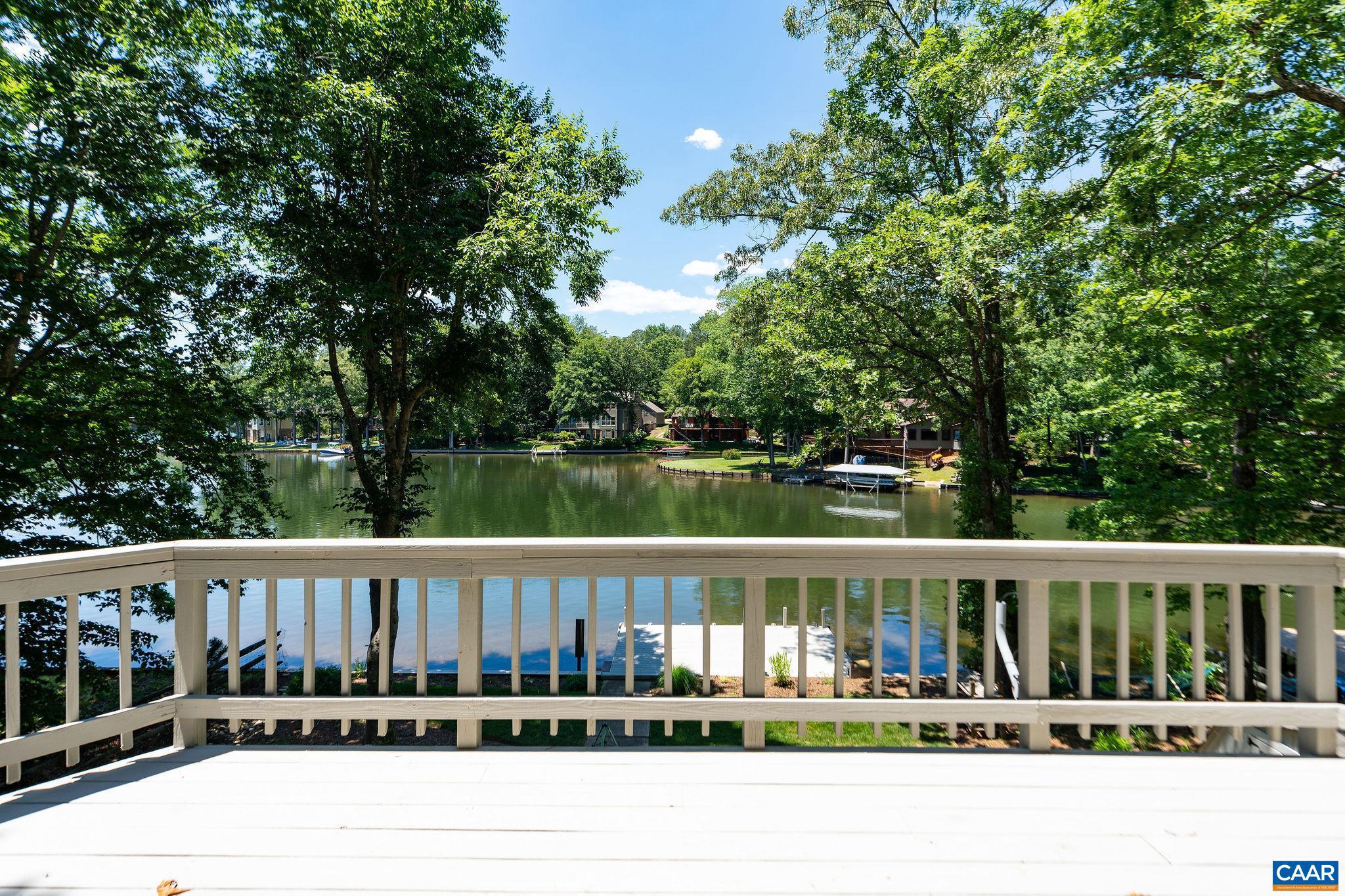 LAKE MONTICELLO - Residential