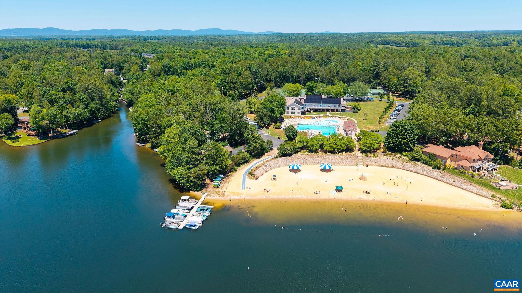 LAKE MONTICELLO - Residential