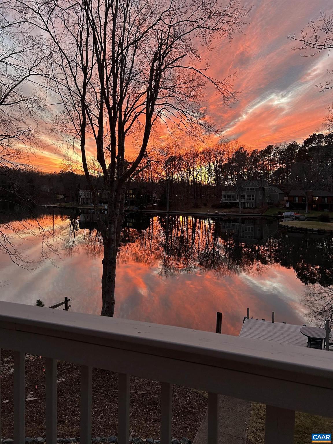 LAKE MONTICELLO - Residential