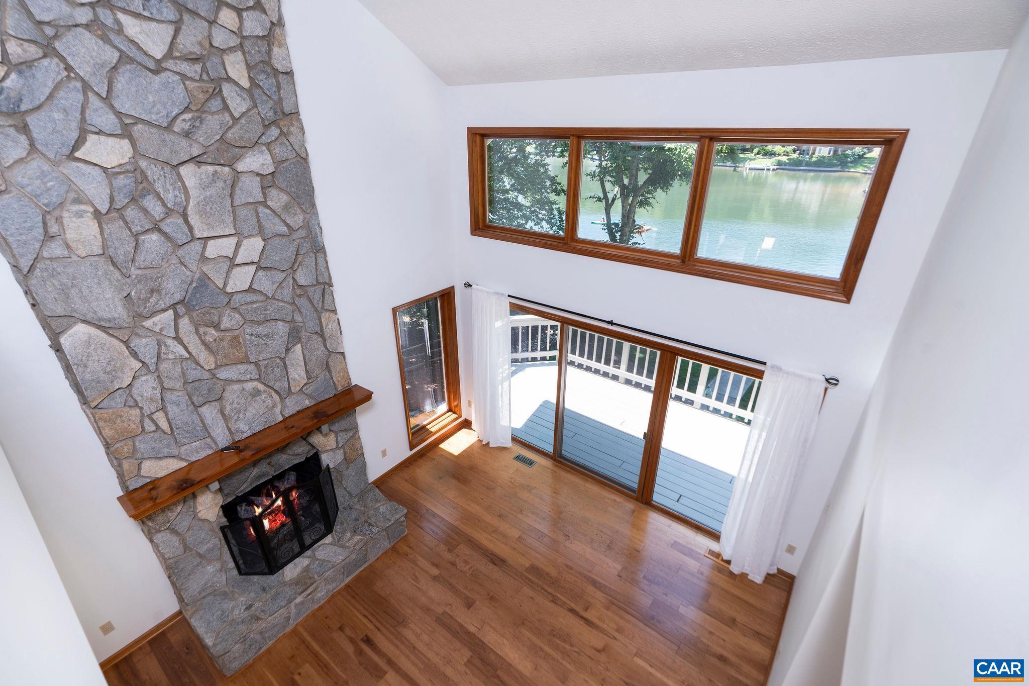 LAKE MONTICELLO - Residential
