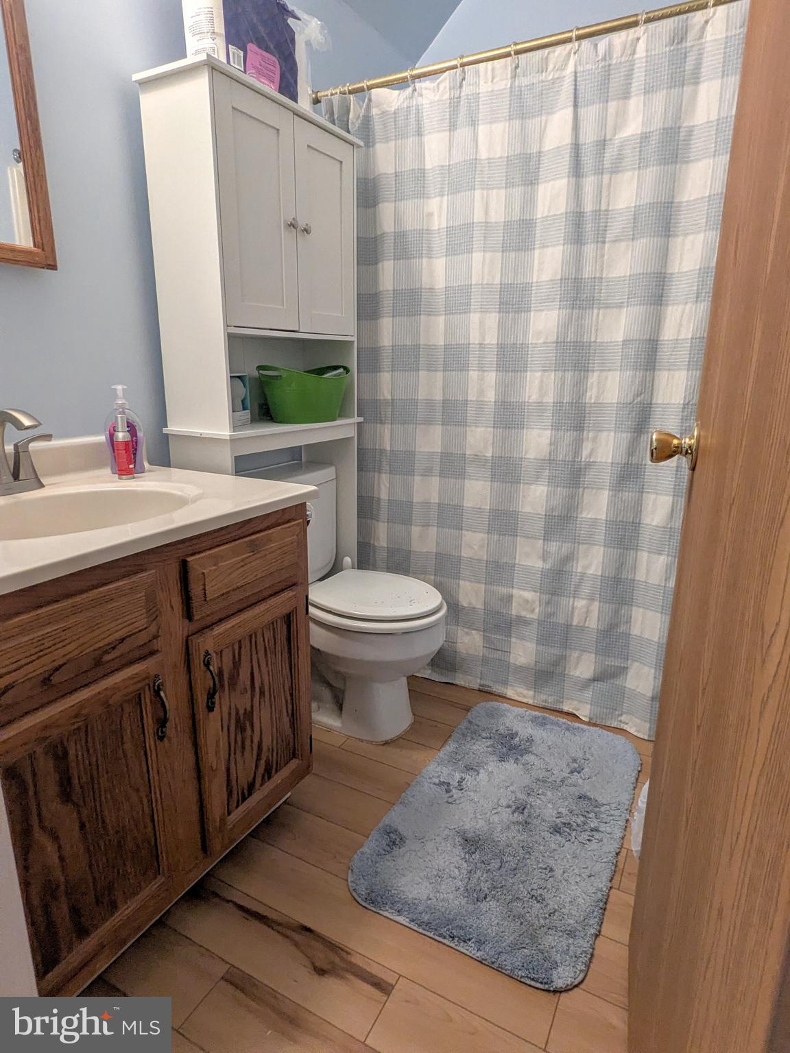 COUNTRY RIDGE ESTA - Residential