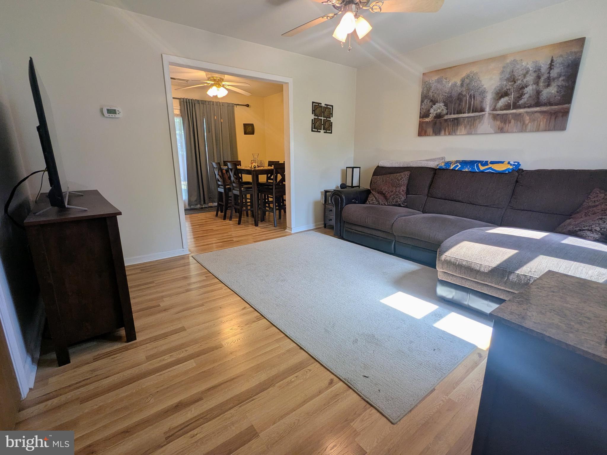 COUNTRY RIDGE ESTA - Residential
