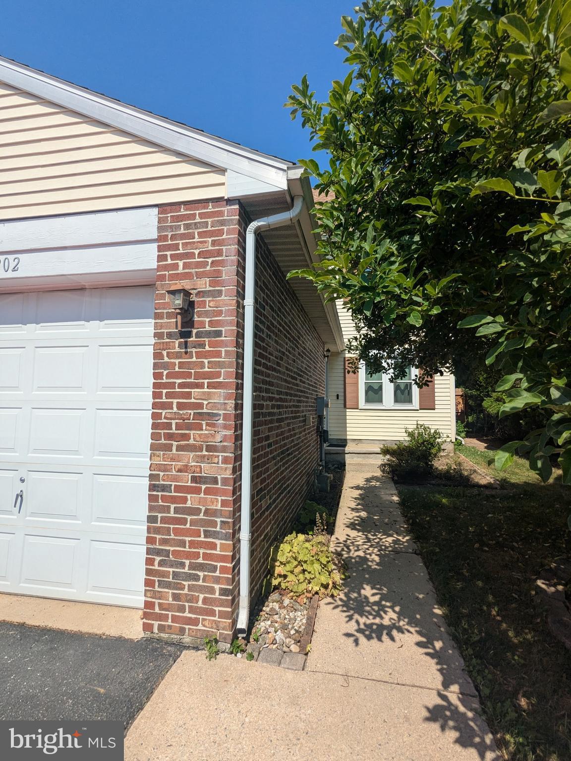 COUNTRY RIDGE ESTA - Residential