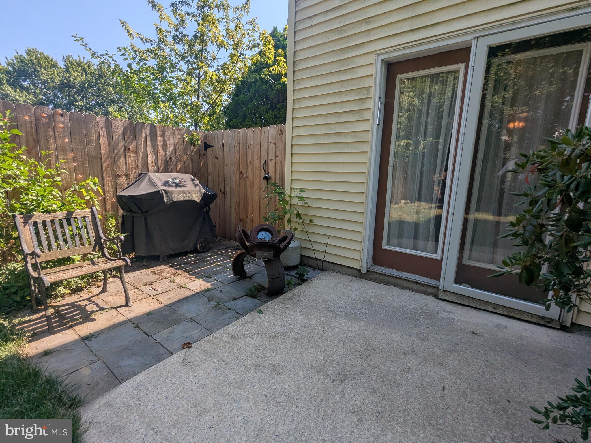 COUNTRY RIDGE ESTA - Residential