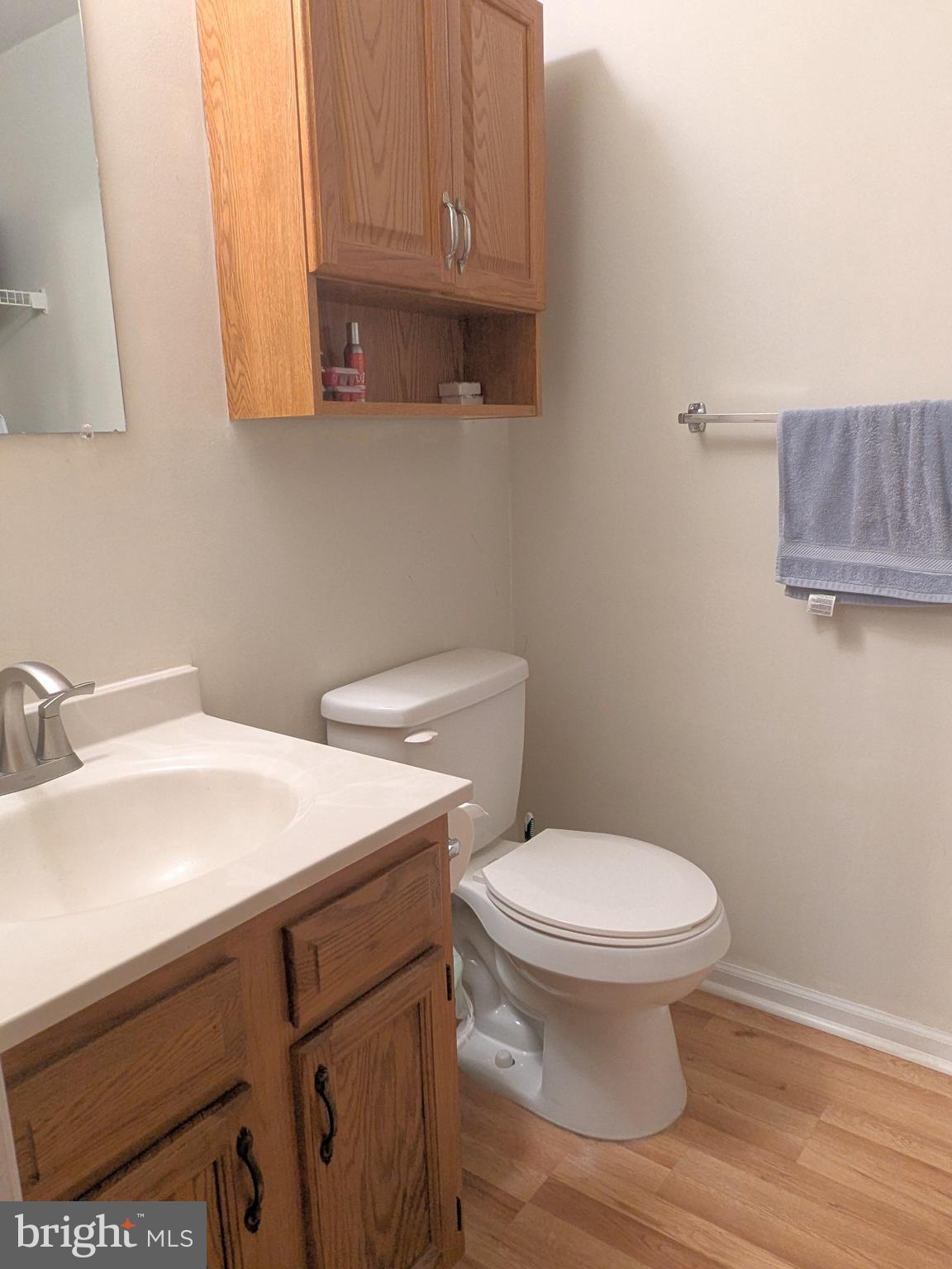 COUNTRY RIDGE ESTA - Residential