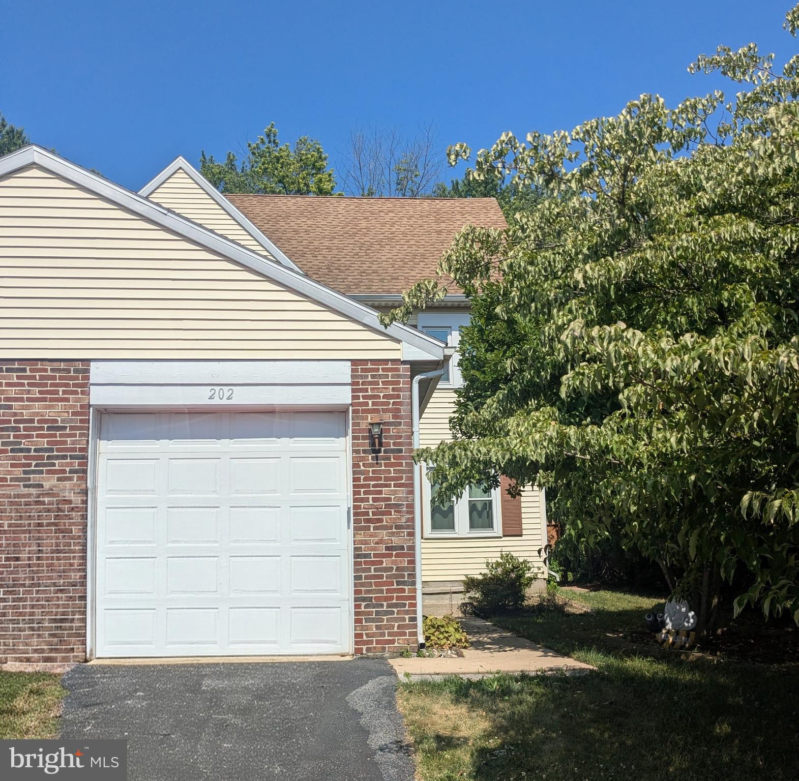 COUNTRY RIDGE ESTA - Residential
