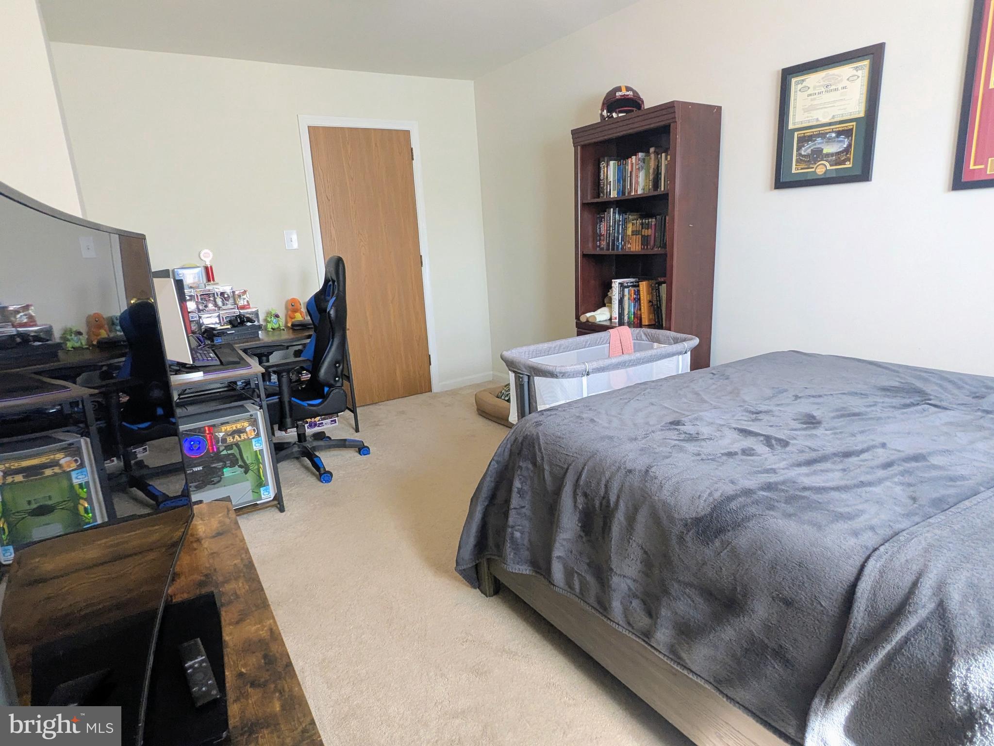 COUNTRY RIDGE ESTA - Residential