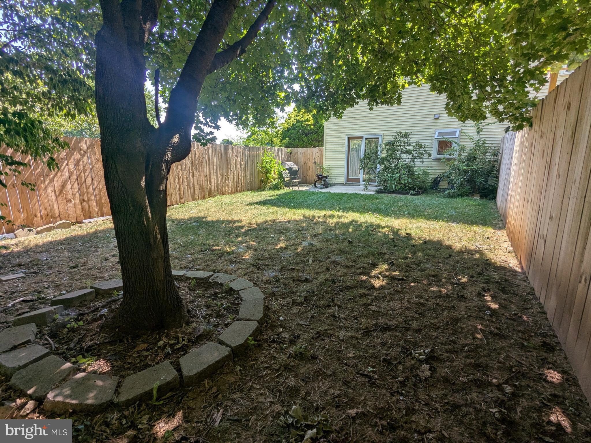 COUNTRY RIDGE ESTA - Residential