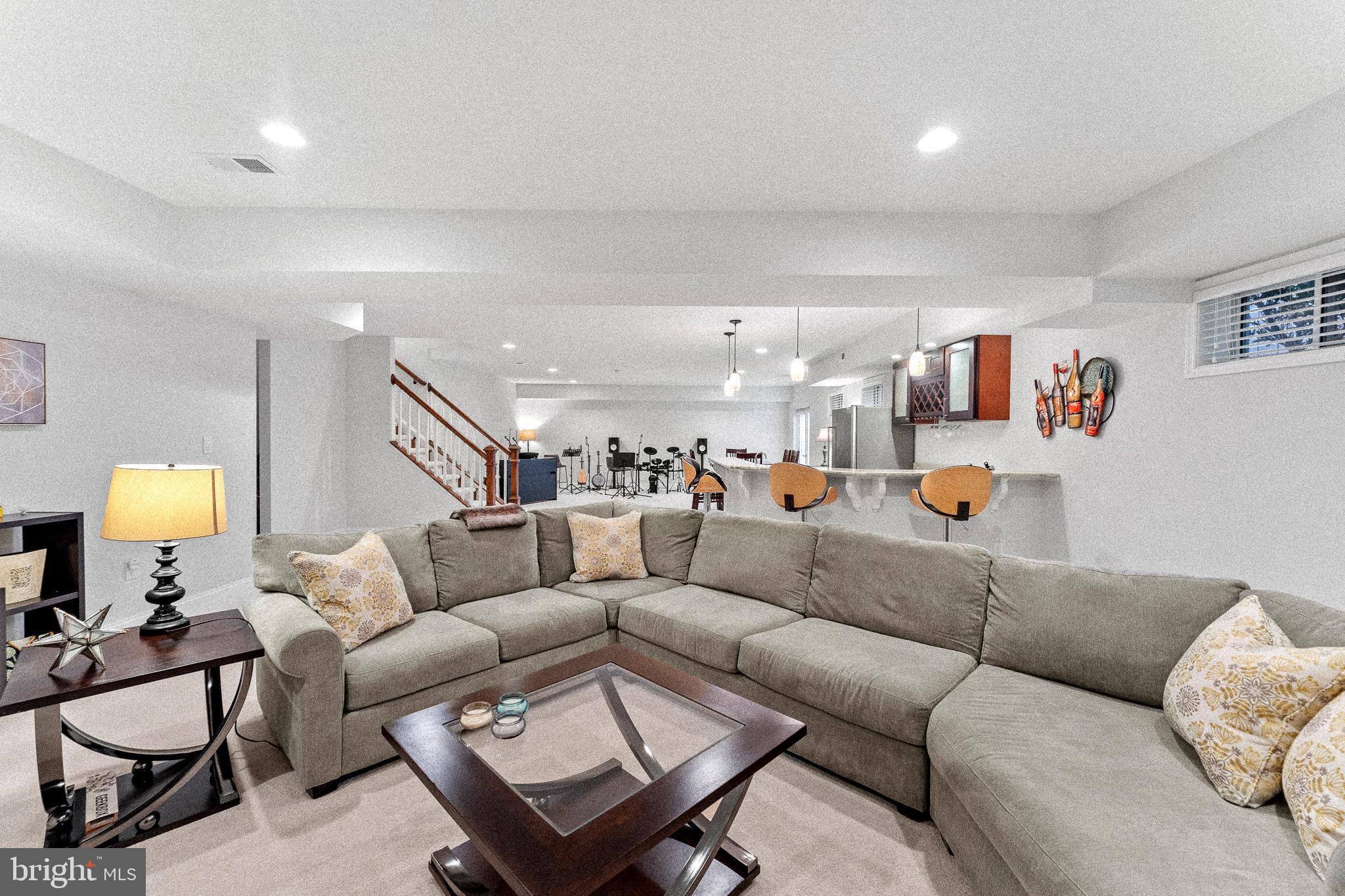 DUNN LORING WOODS - Residential
