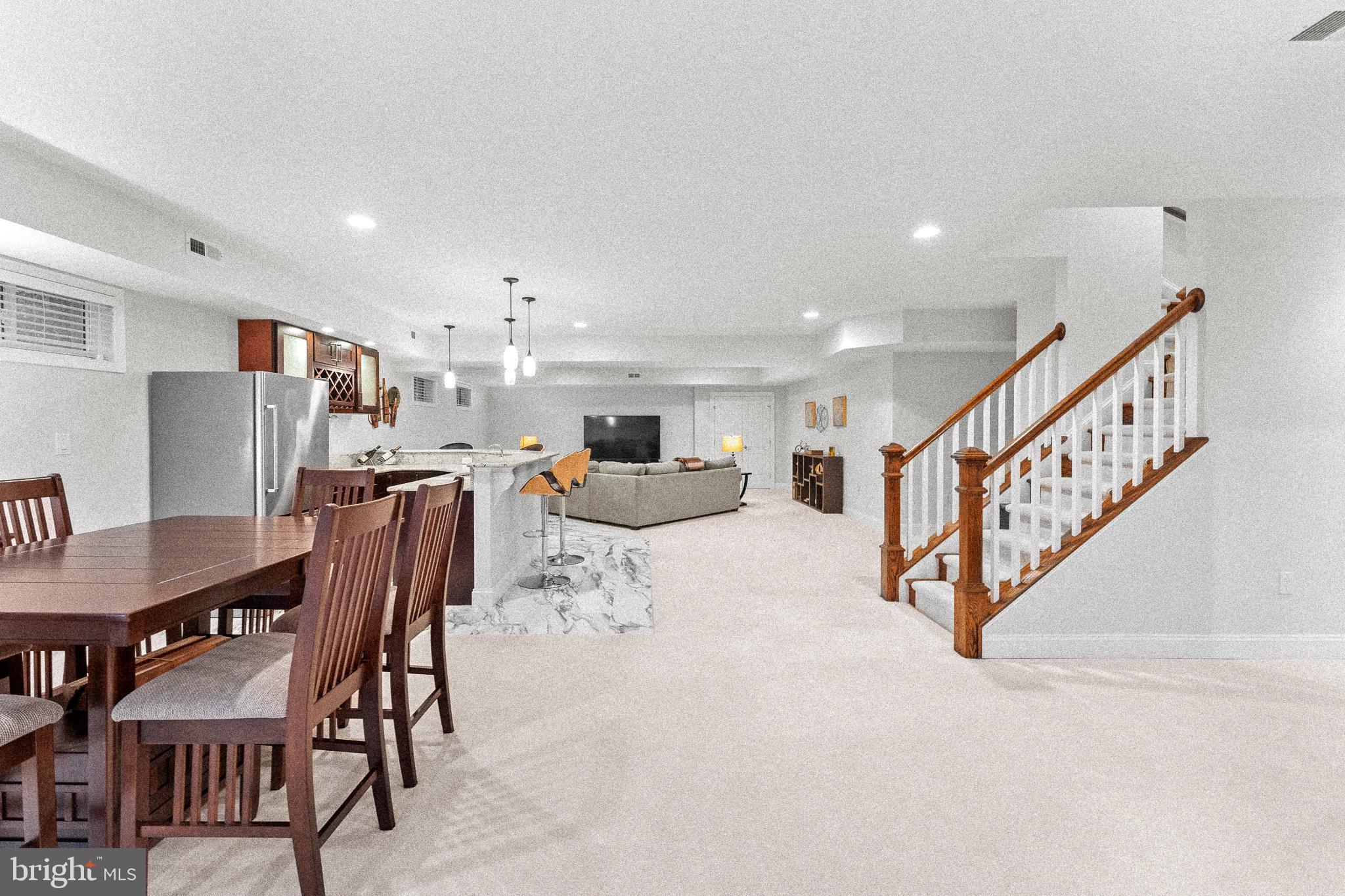 DUNN LORING WOODS - Residential