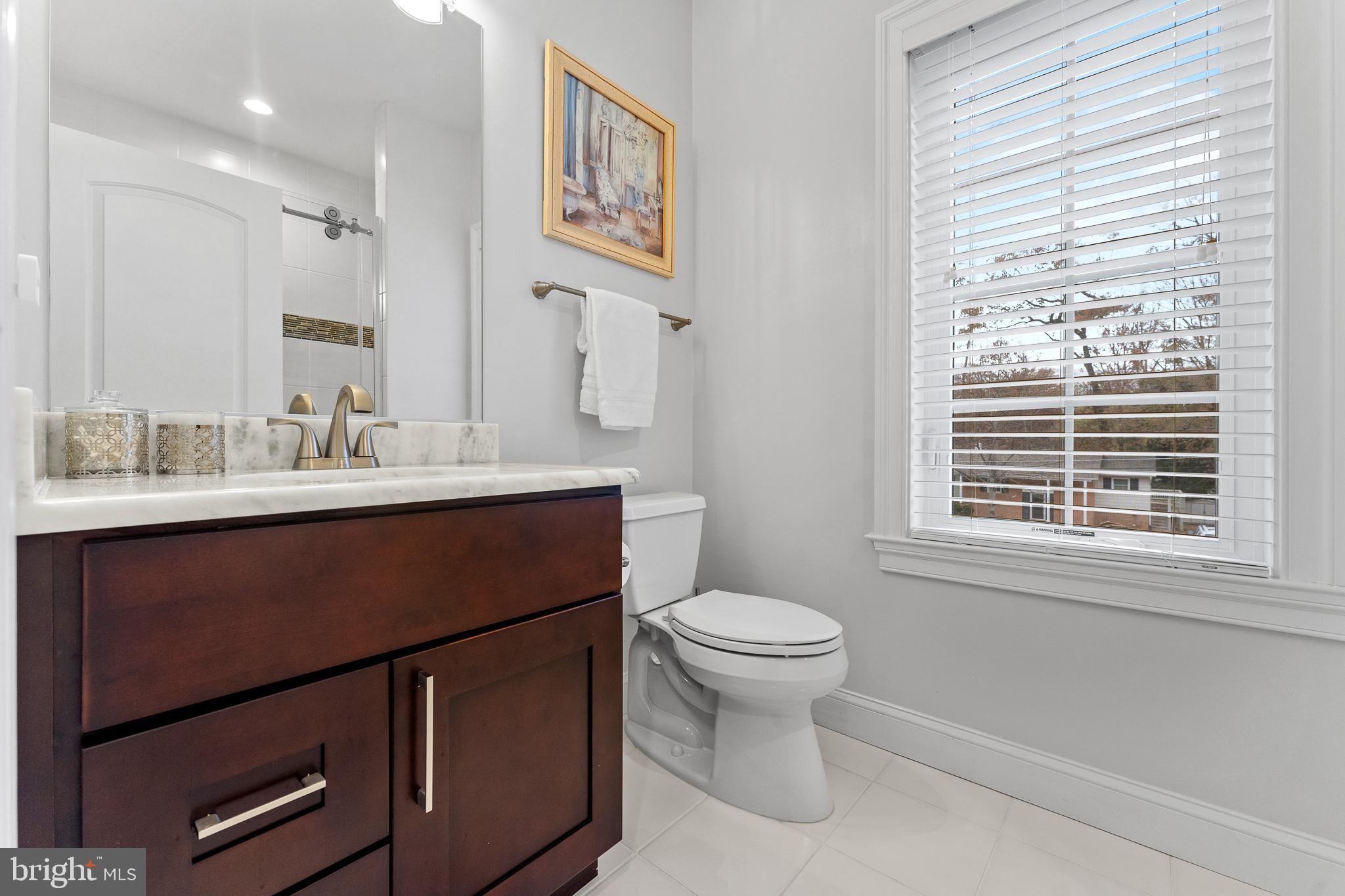 DUNN LORING WOODS - Residential