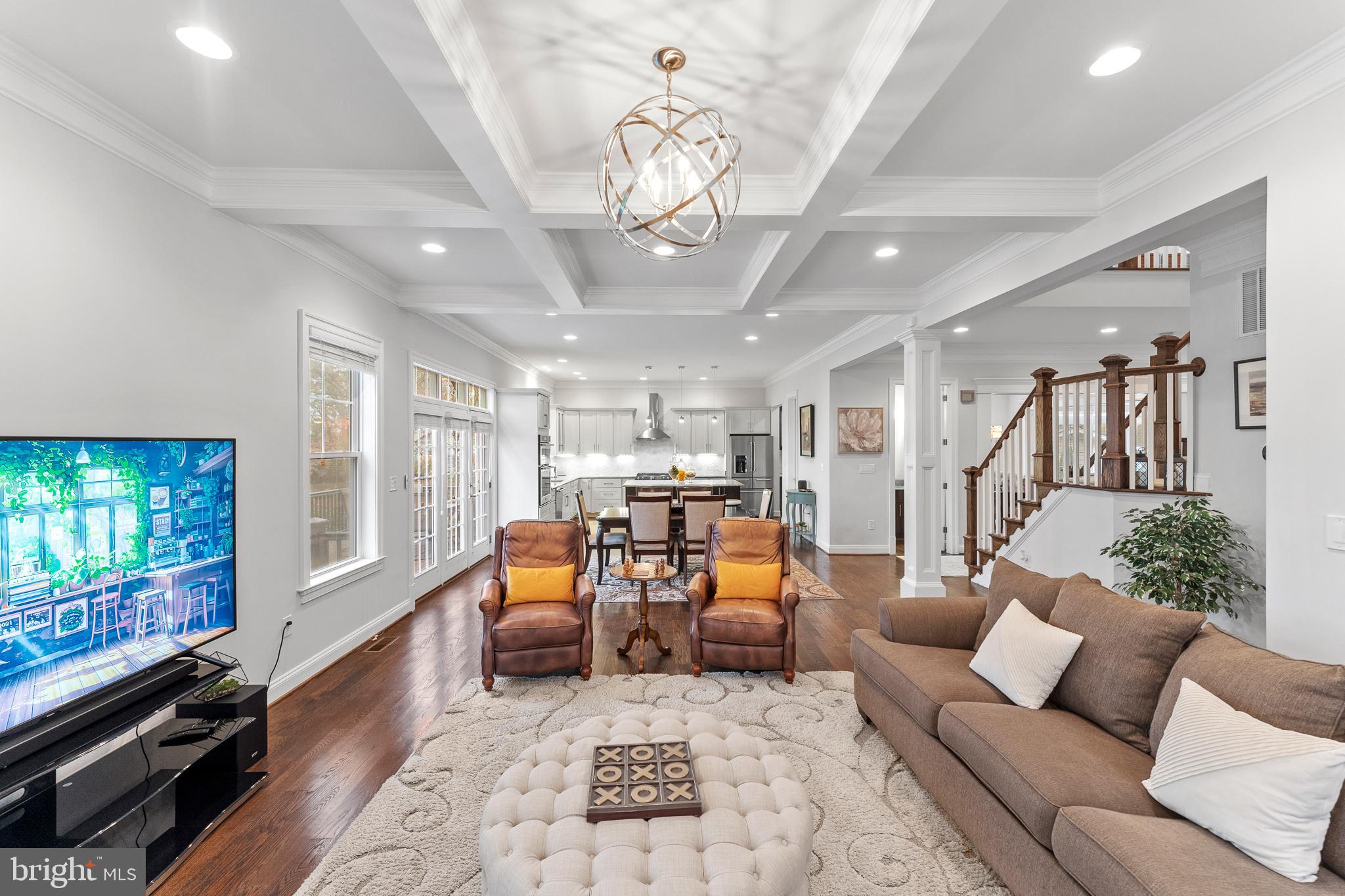 DUNN LORING WOODS - Residential
