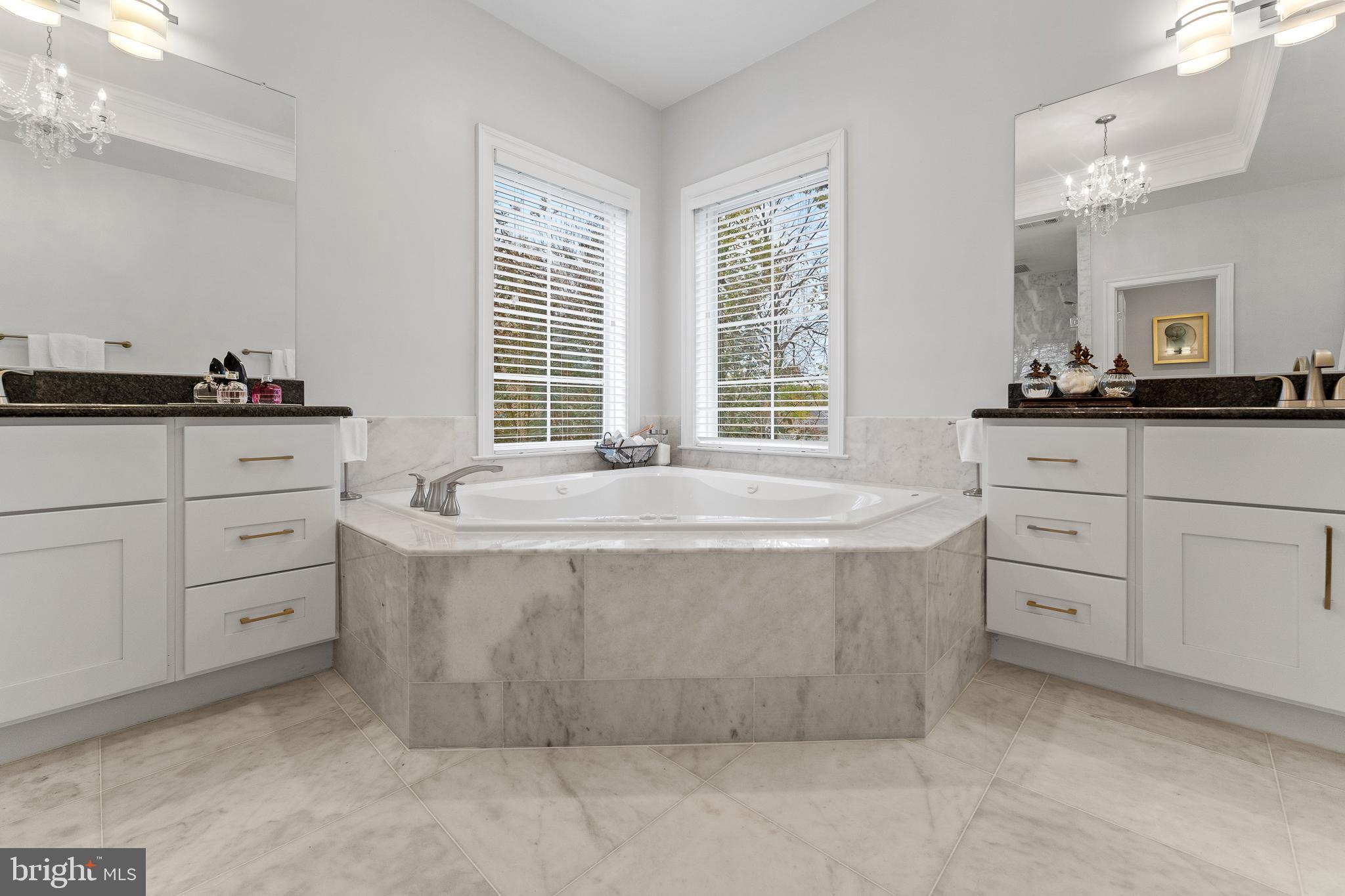 DUNN LORING WOODS - Residential