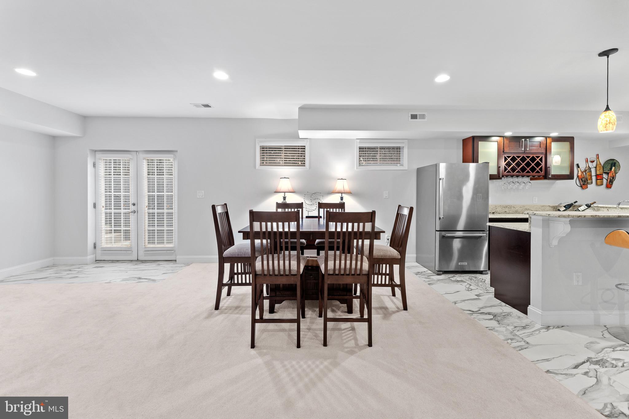 DUNN LORING WOODS - Residential