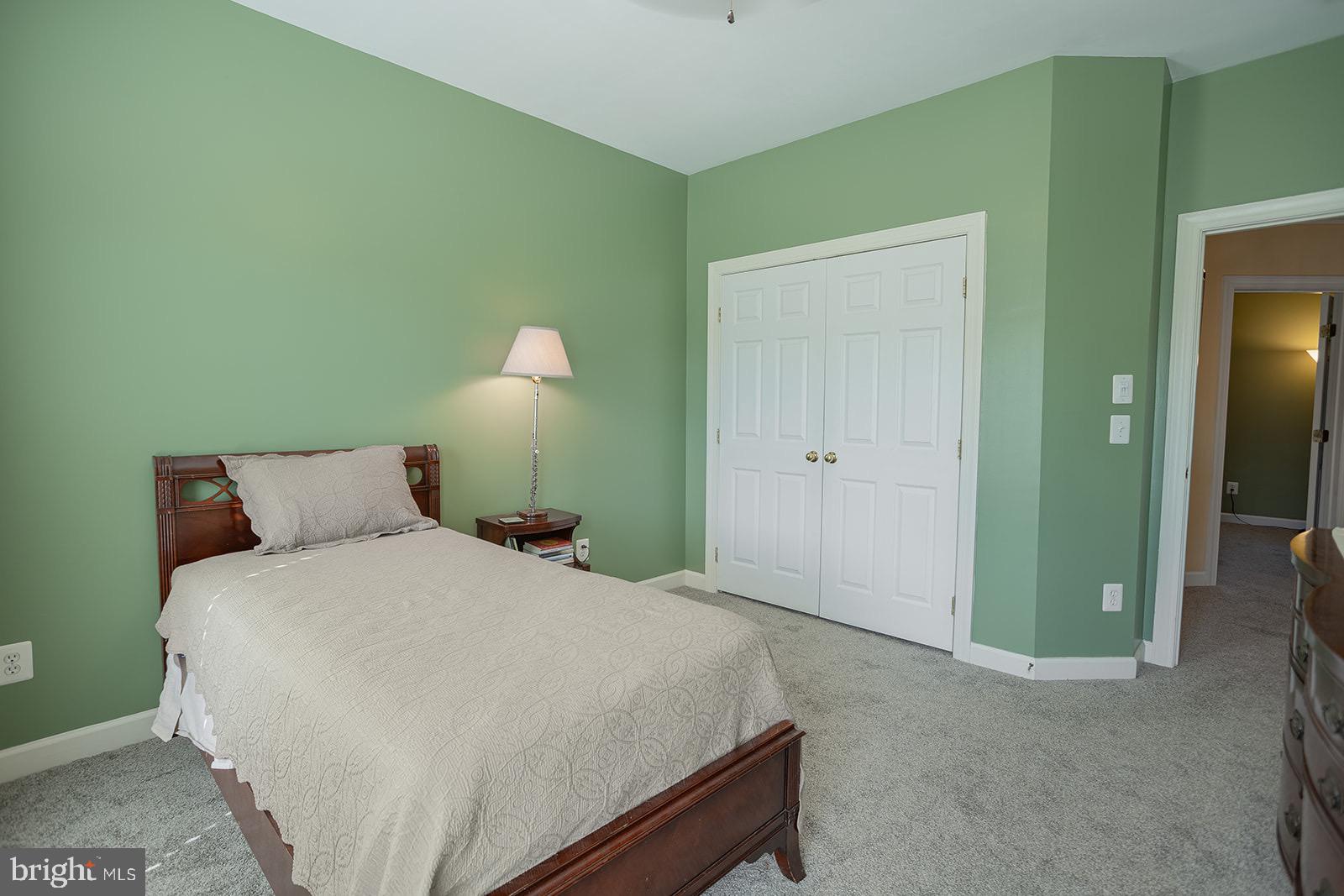 EDINBURG SQUARE - Residential