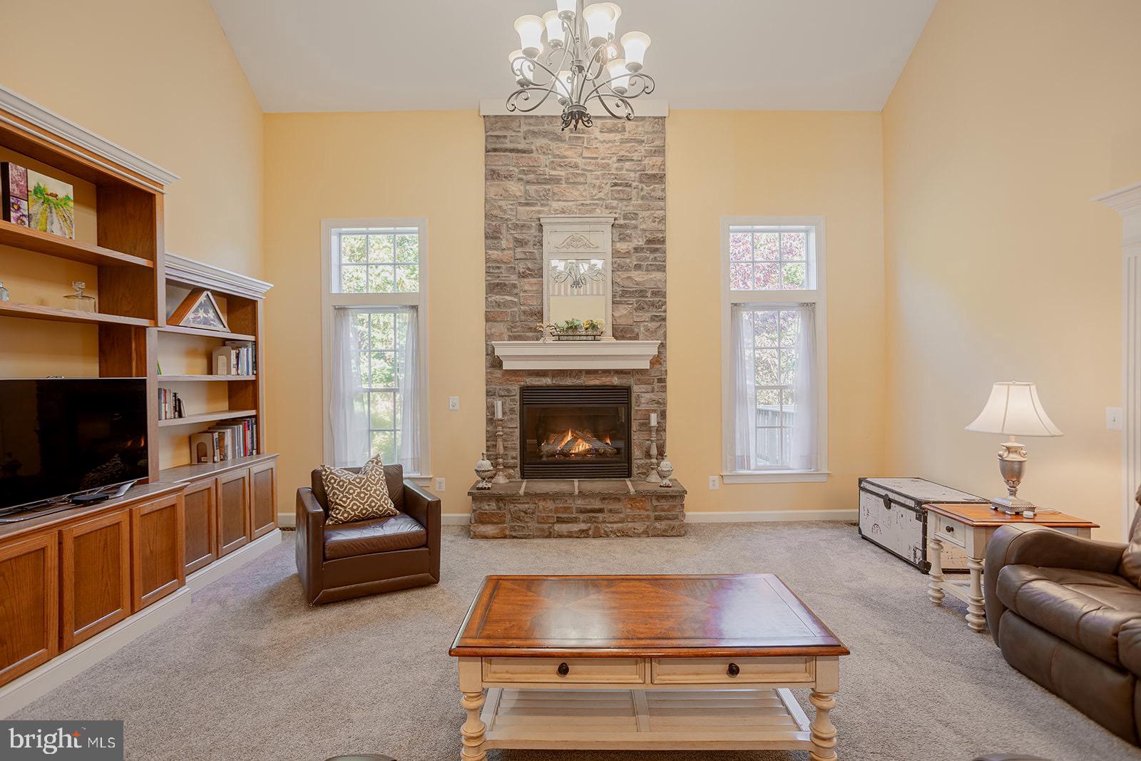 EDINBURG SQUARE - Residential