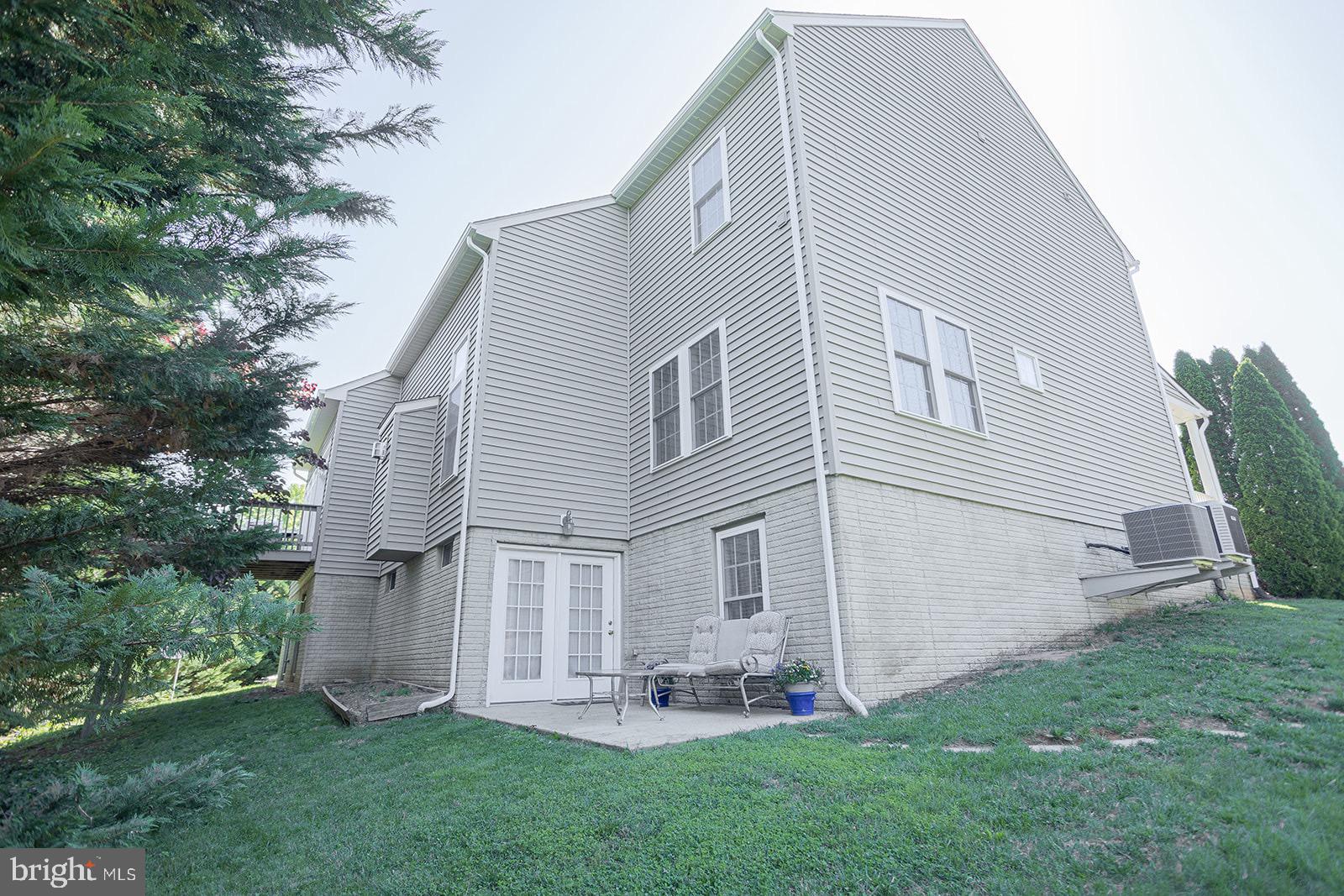 EDINBURG SQUARE - Residential