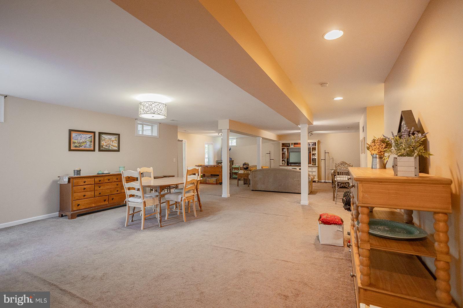 EDINBURG SQUARE - Residential