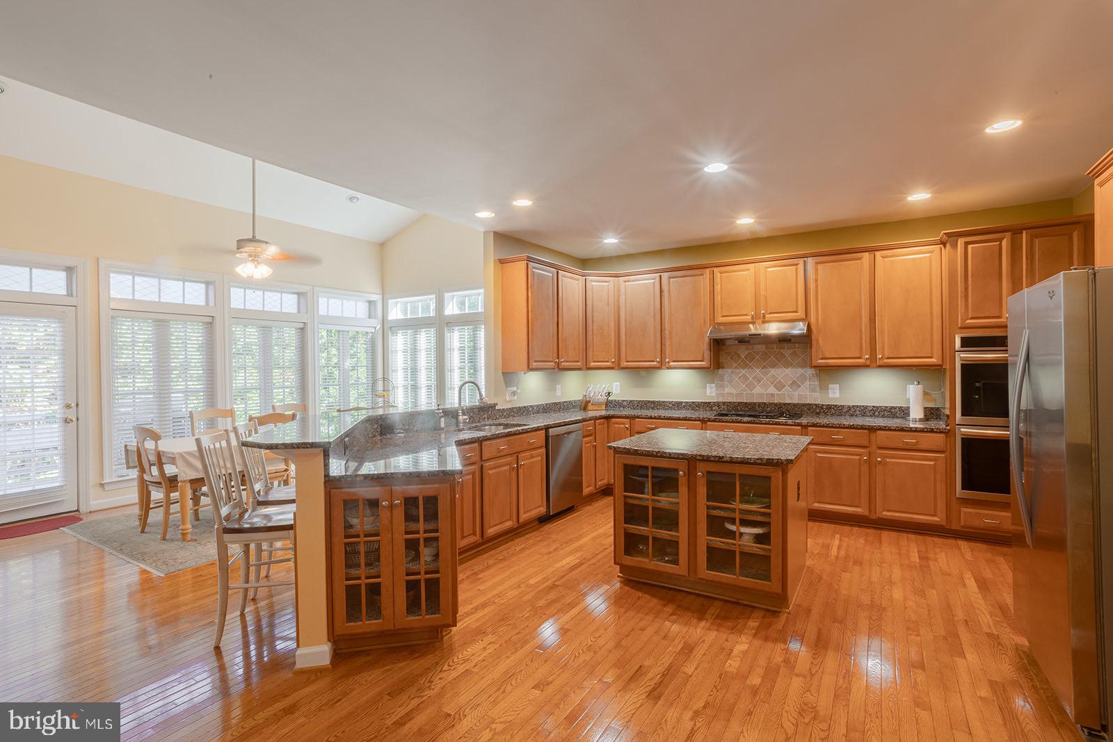 EDINBURG SQUARE - Residential