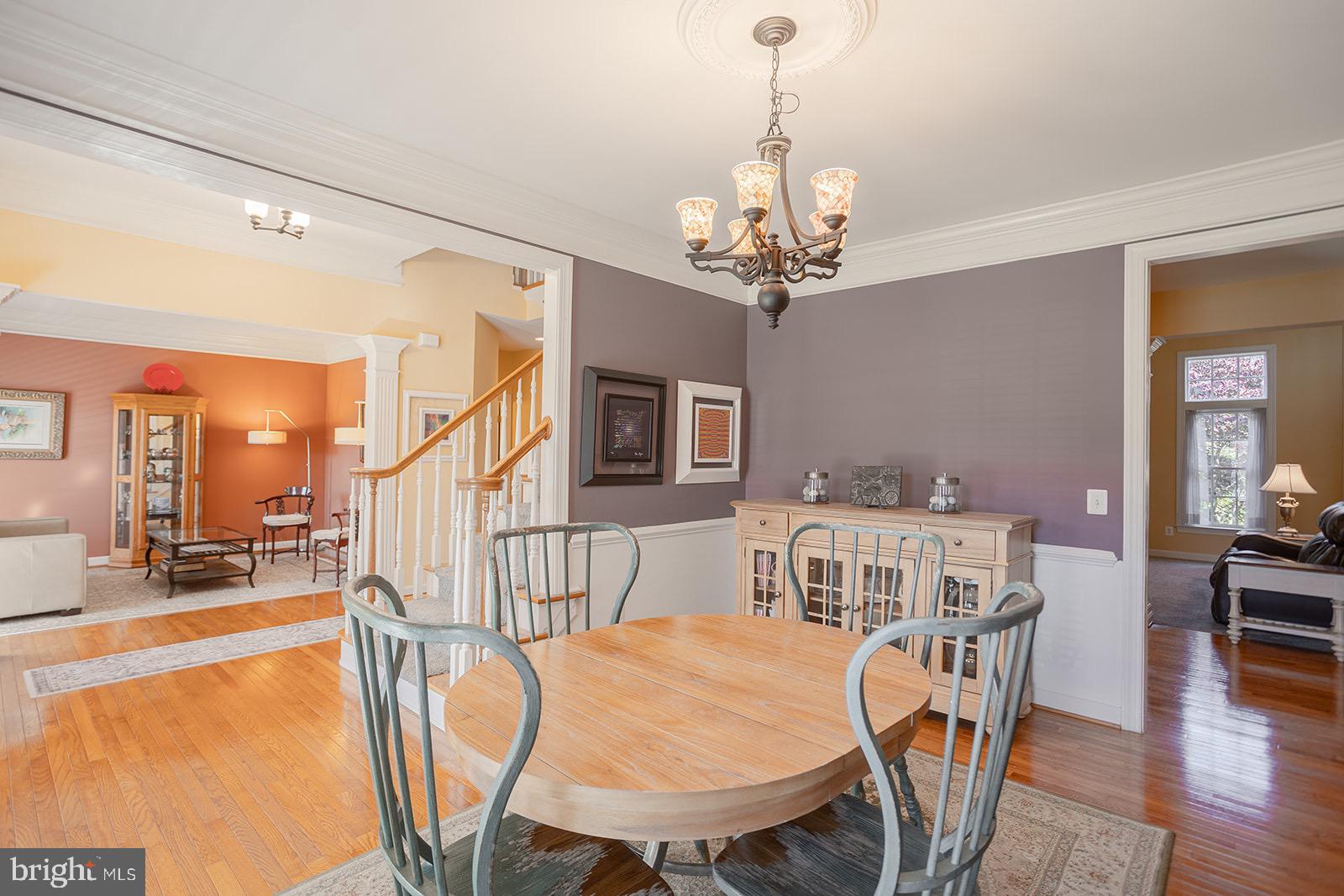 EDINBURG SQUARE - Residential