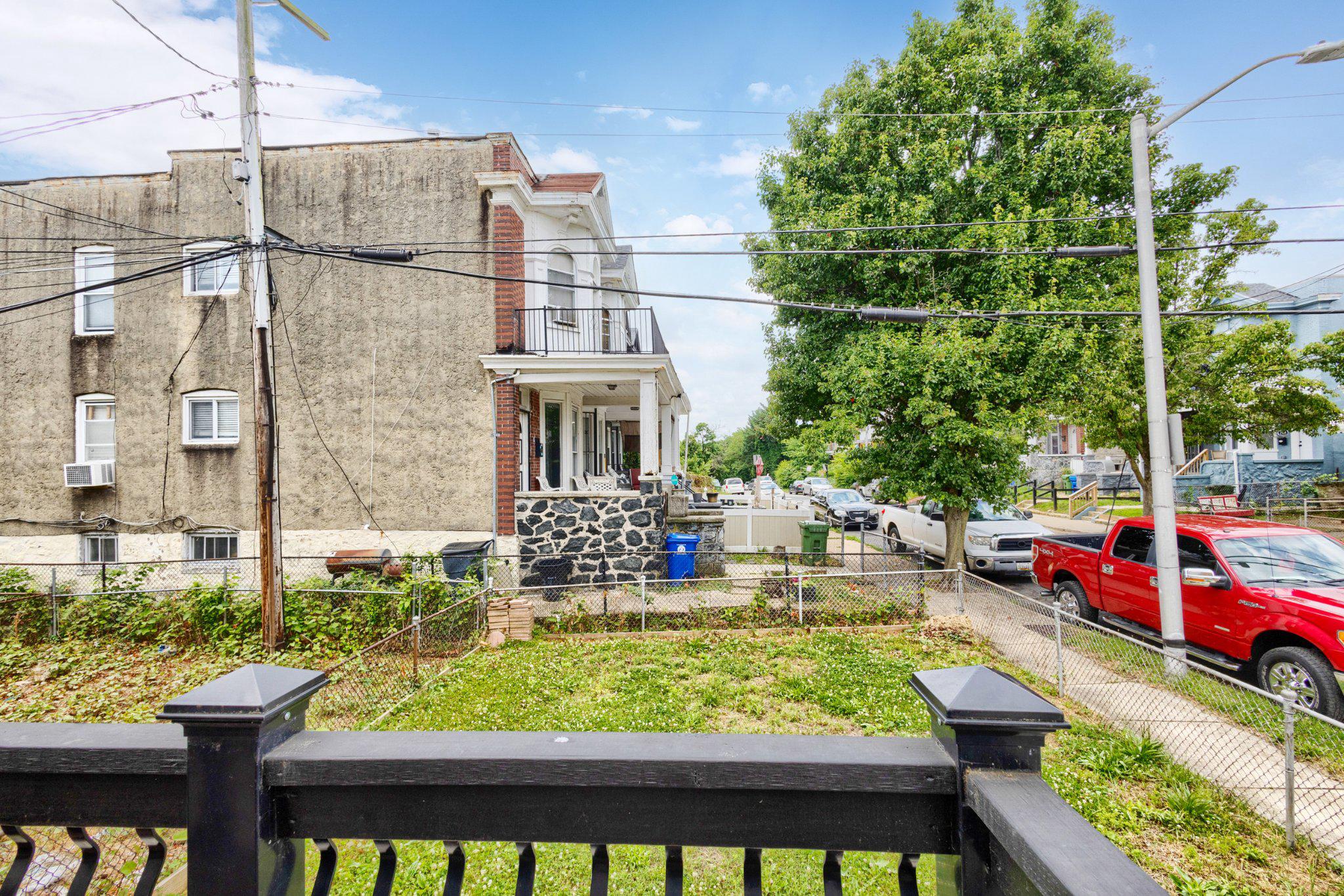 FRANKLINTOWN ROAD - Residential