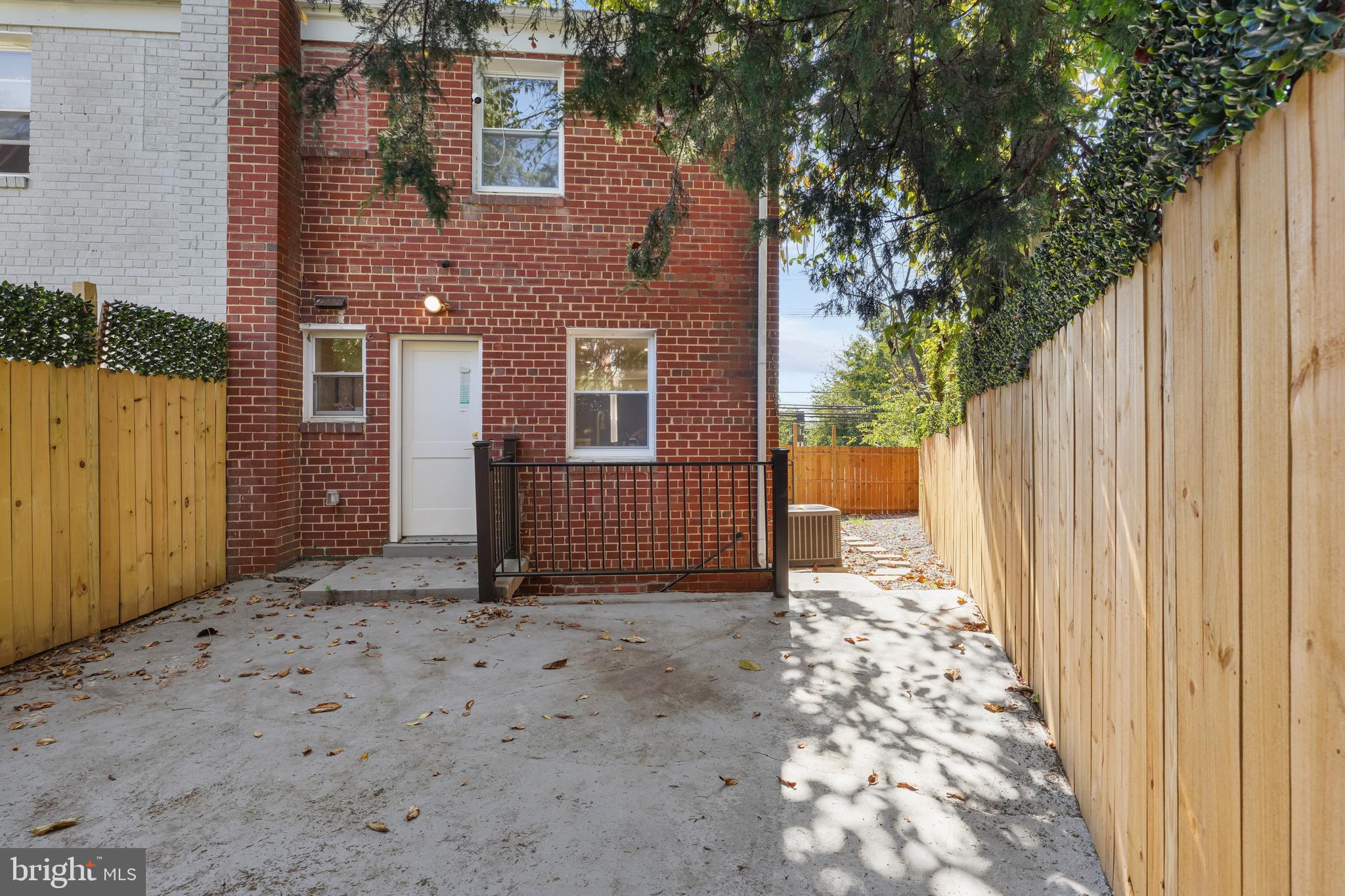 CONGRESS HEIGHTS - Residential