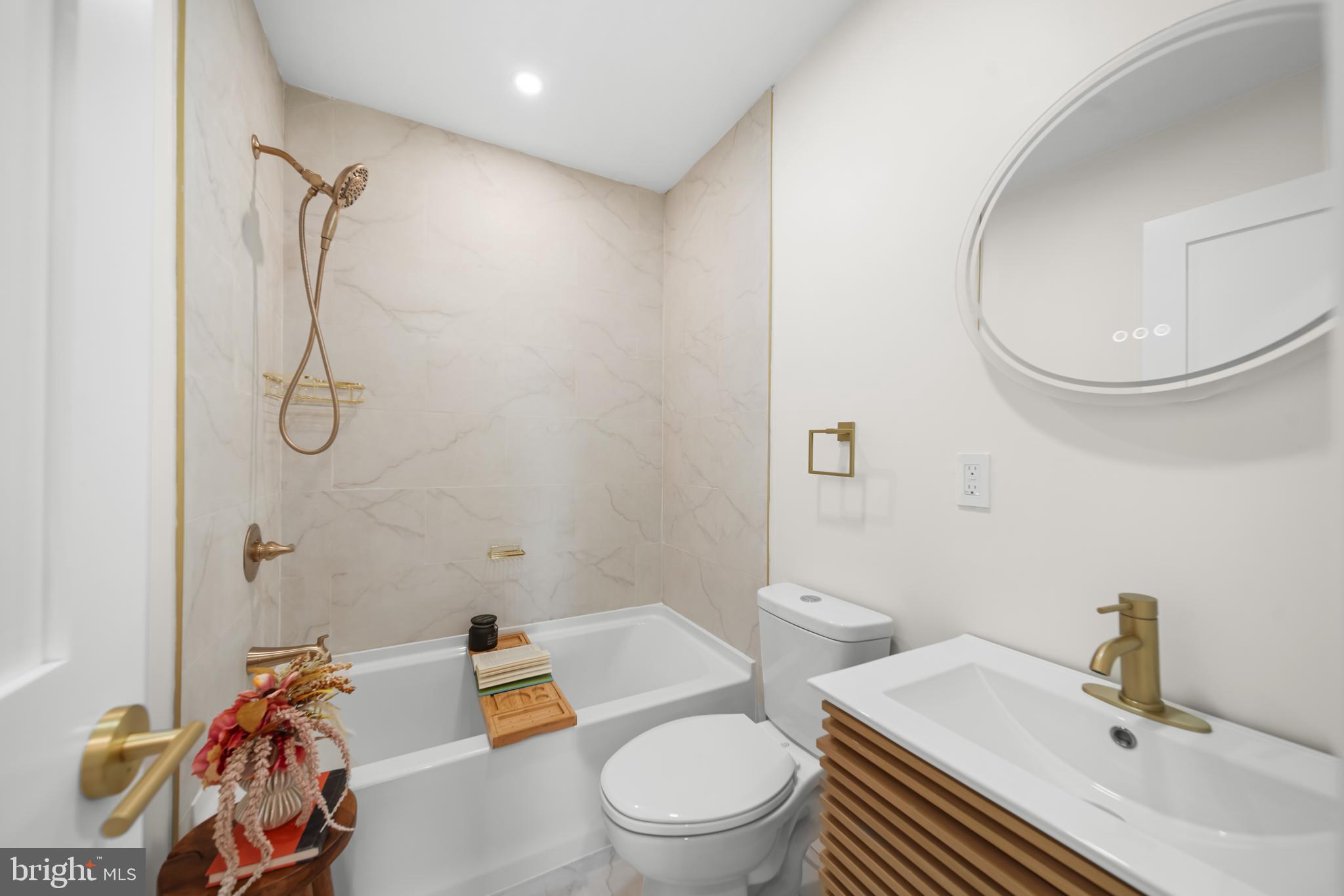 CONGRESS HEIGHTS - Residential