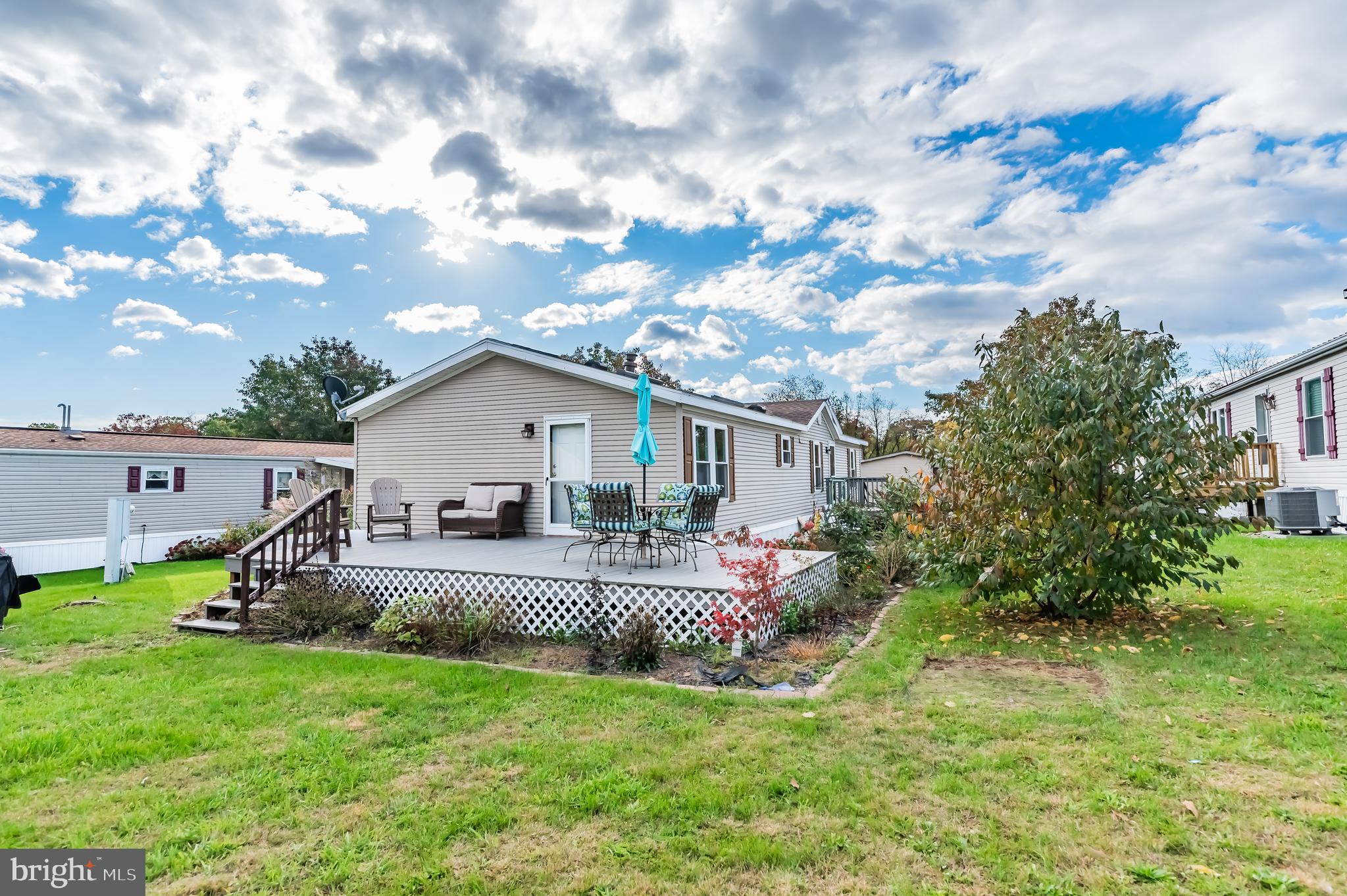 COUNTRY VIEW ESTATES - Residential