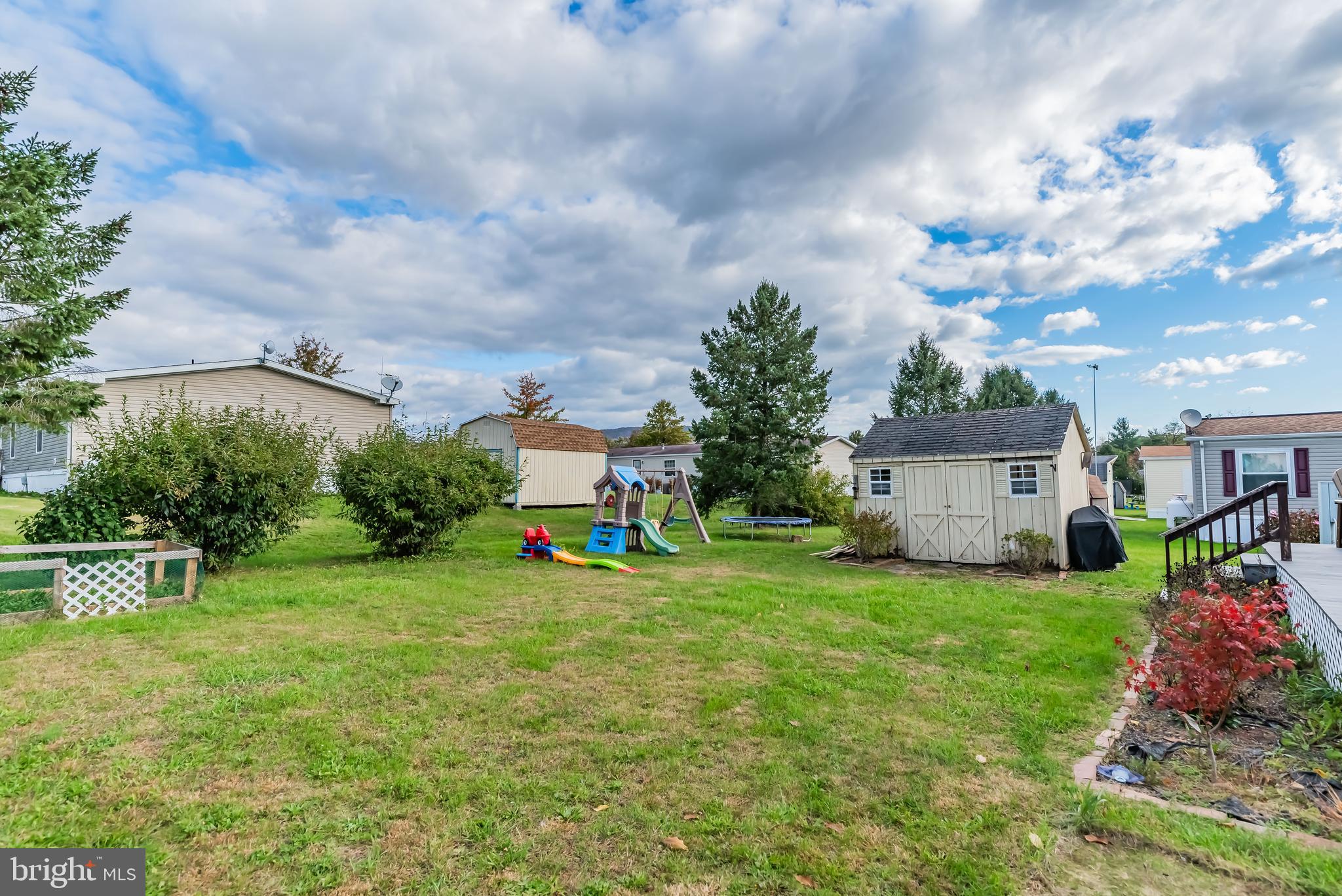 COUNTRY VIEW ESTATES - Residential