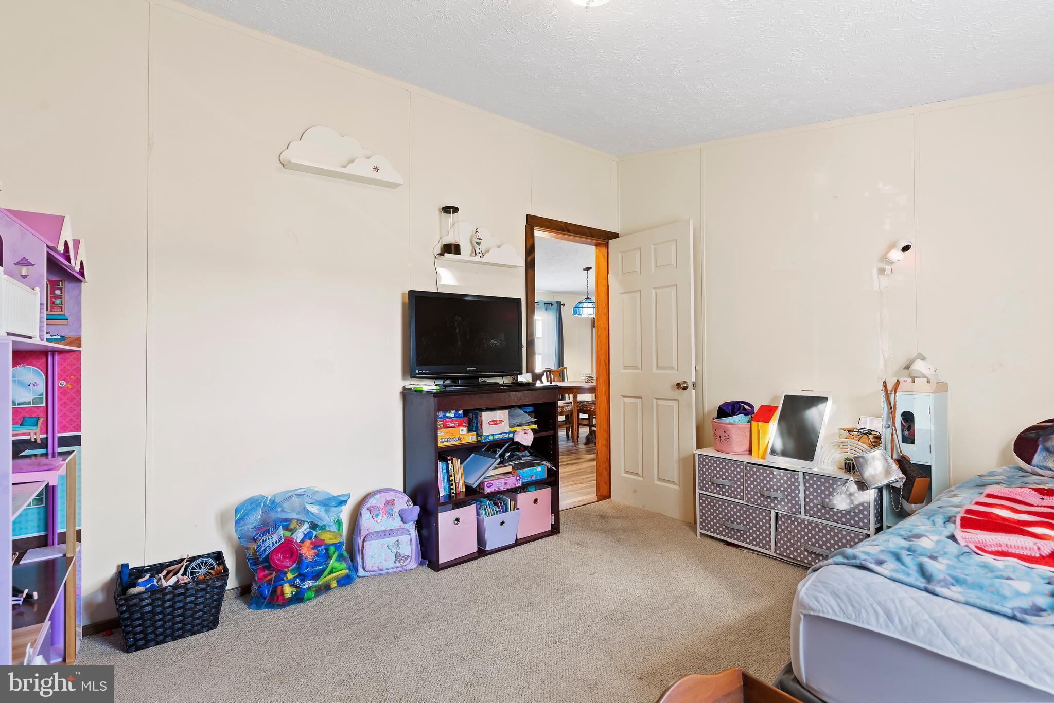 COUNTRY VIEW ESTATES - Residential